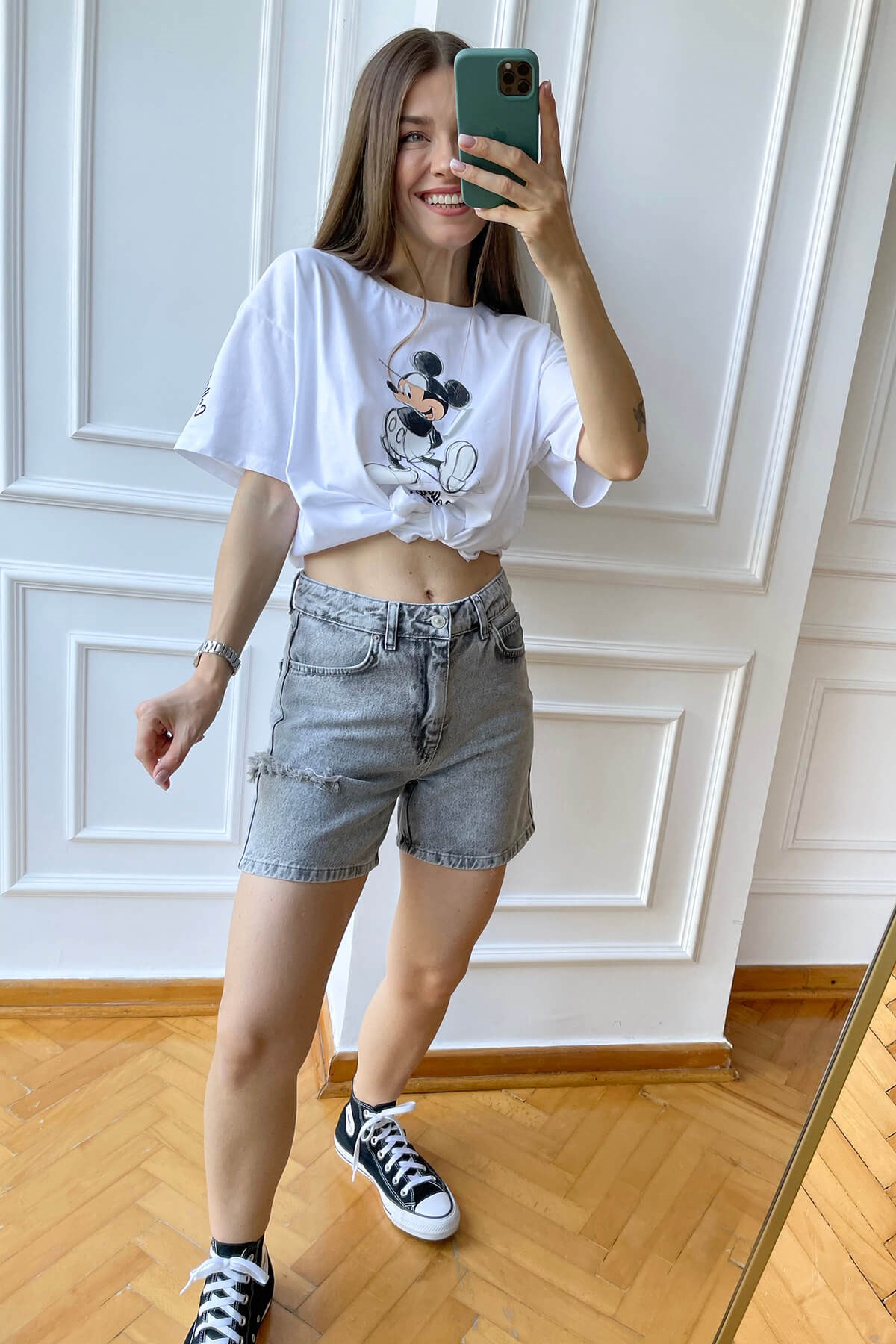 Beyaz Mickey Baskılı T-Shirt