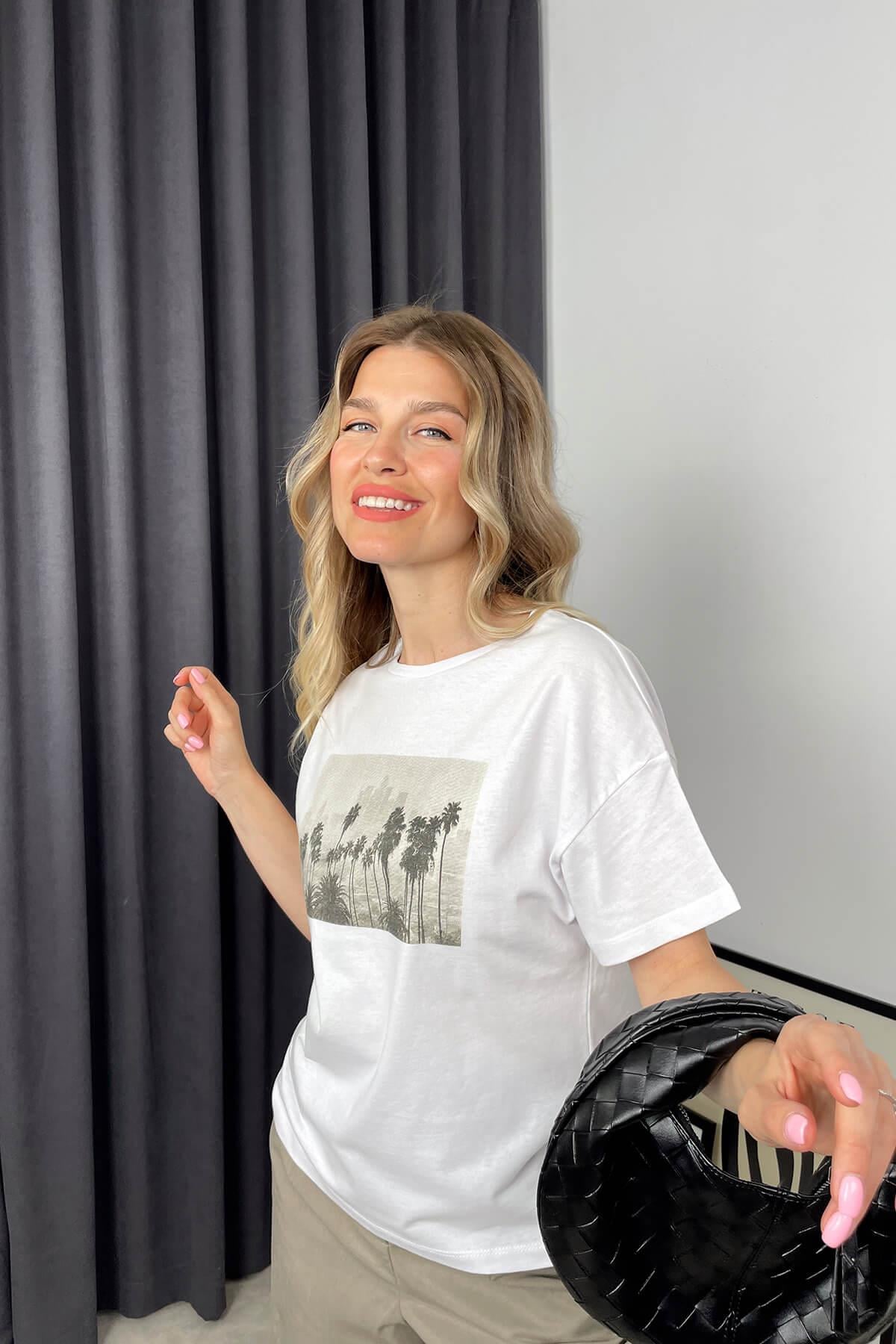 Beyaz Palmiye Baskılı Oversize T-Shirt