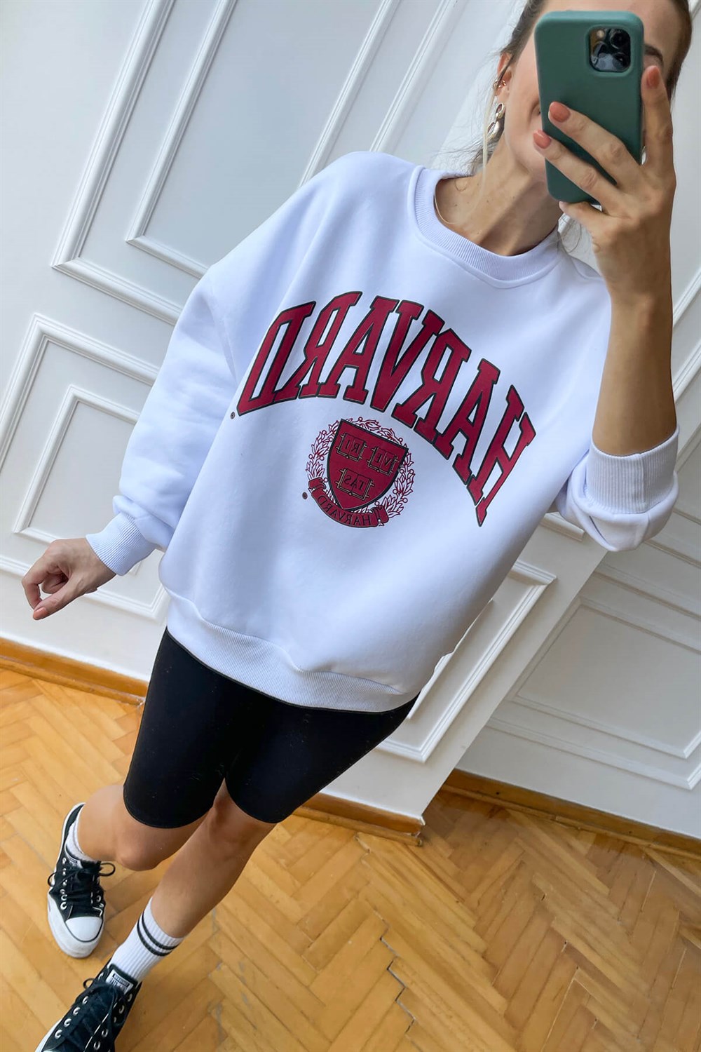 Beyaz Şardonlu Harvard Baskılı Sweatshirt