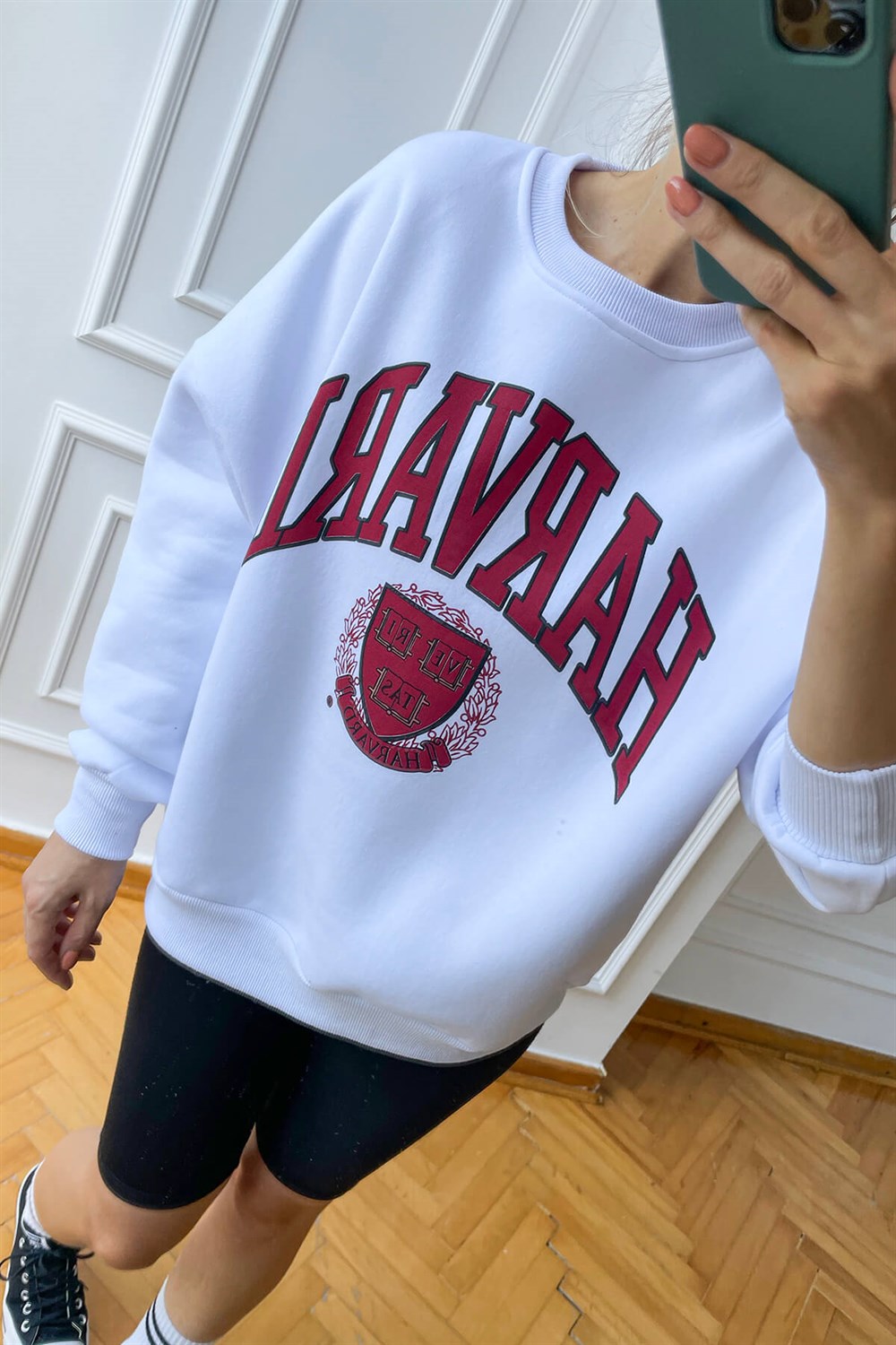 Beyaz Şardonlu Harvard Baskılı Sweatshirt