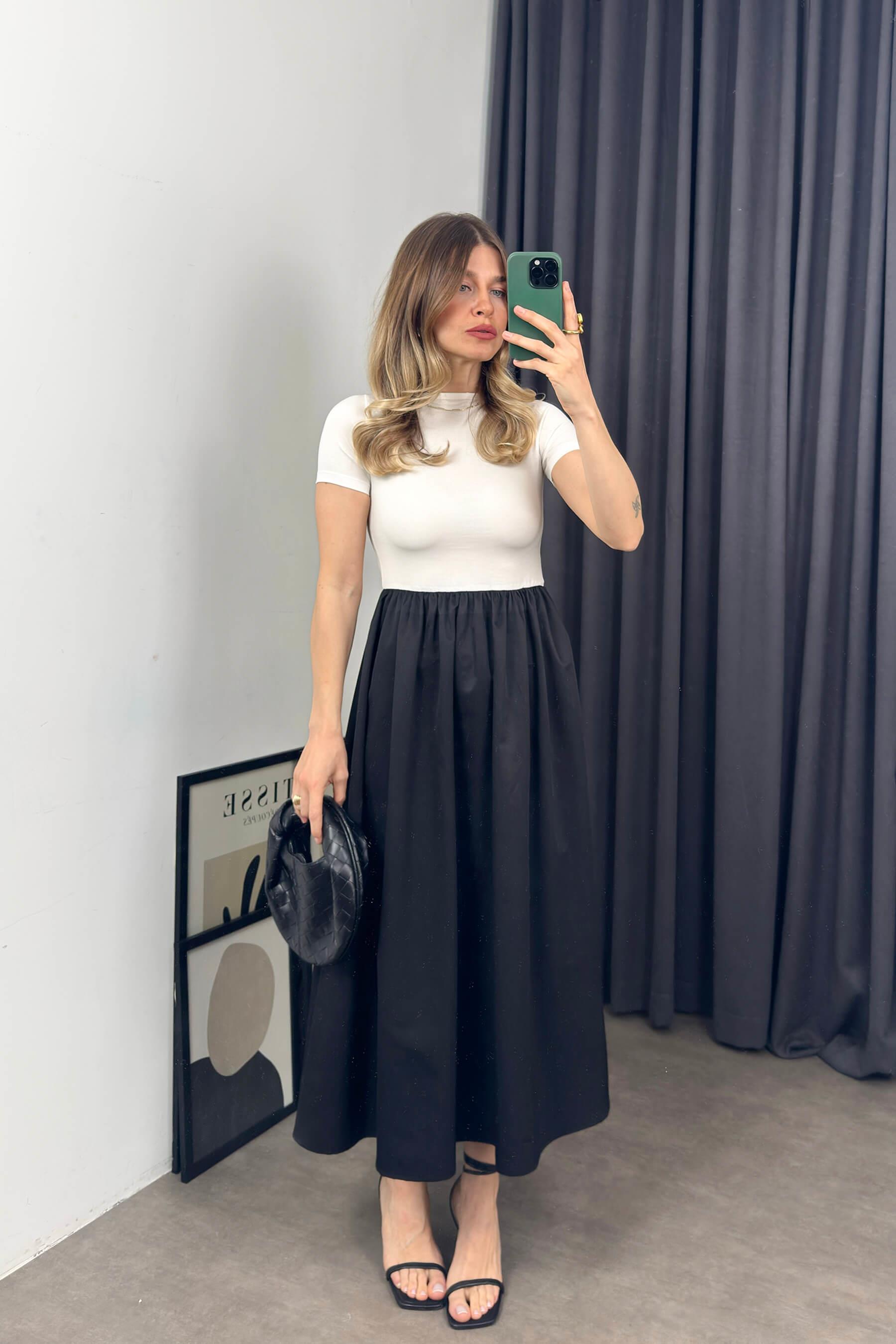 Beyaz Siyah Çan Etekli Kısa Kollu Elbise