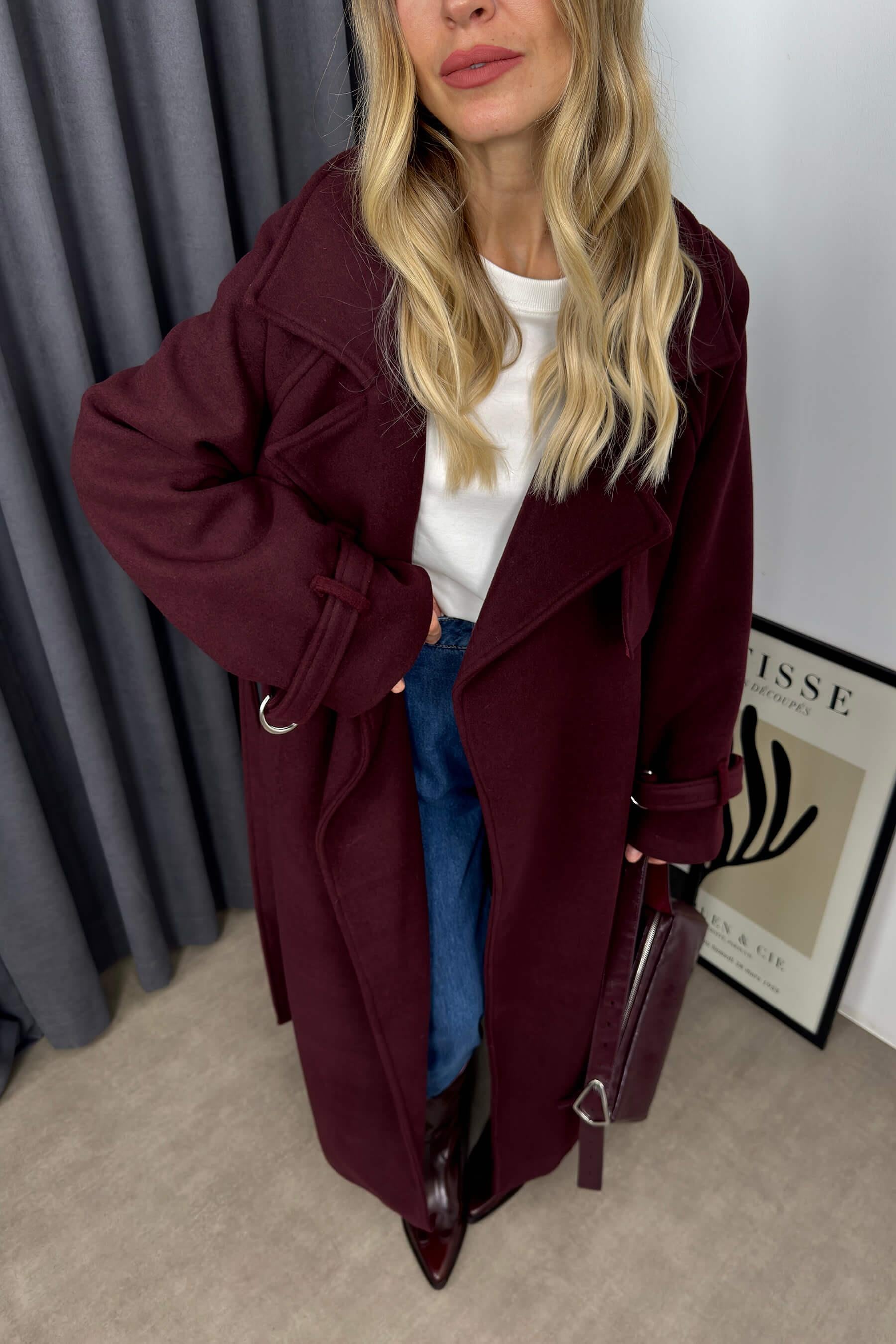 Bordo Kolları Kemerli Rüzgarlıklı Astarlı Oversize Yün Kaban