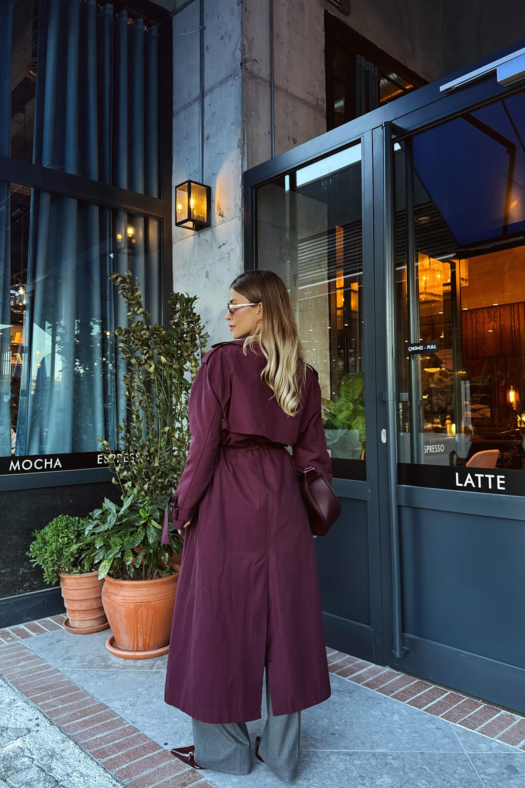 Bordo Önden Büzgülü Düğmeli Astarlı Maxi Oversize Trençkot