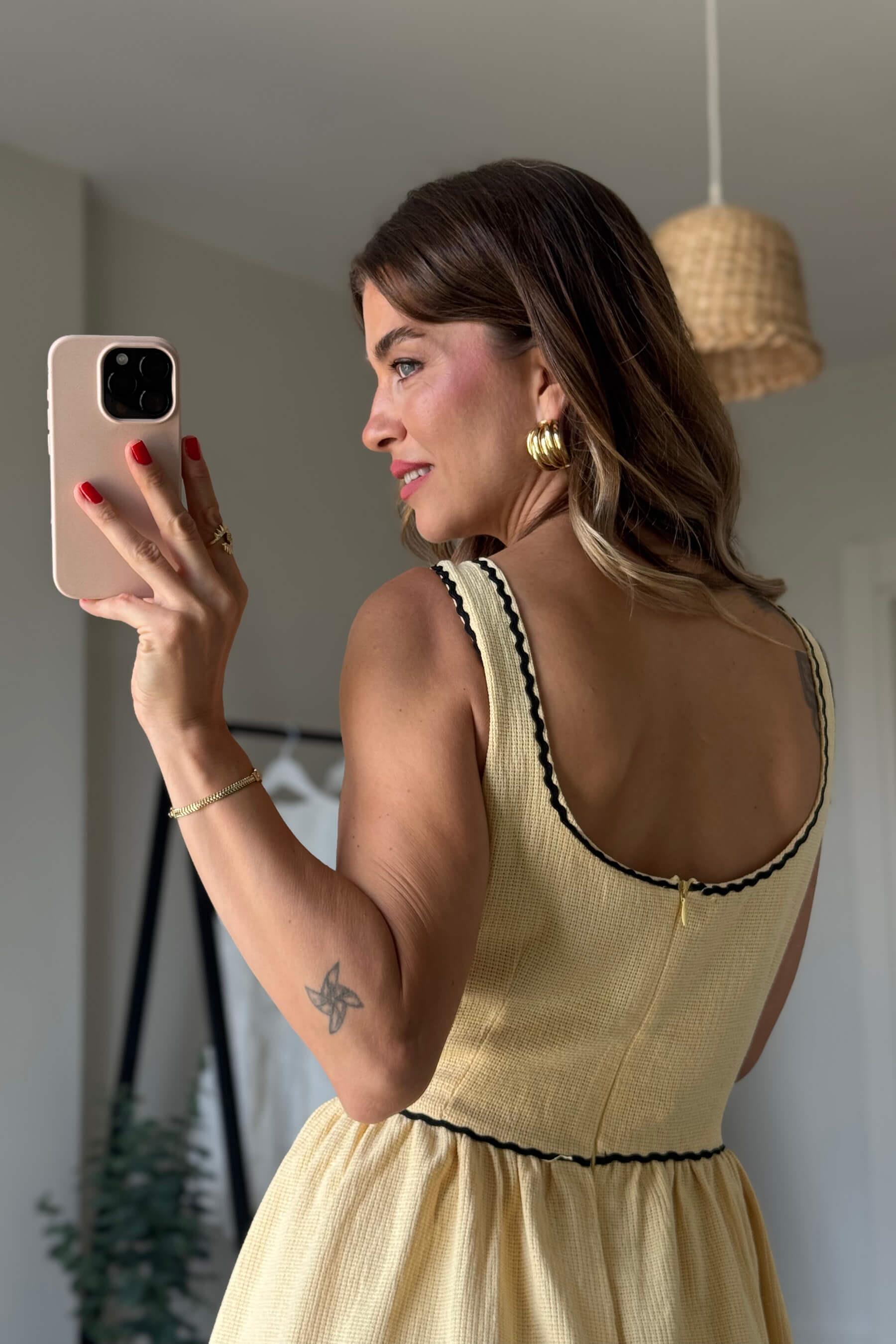 Butter Yellow Kalın Askılı Dantel Detaylı Ajurlu Keten Elbise