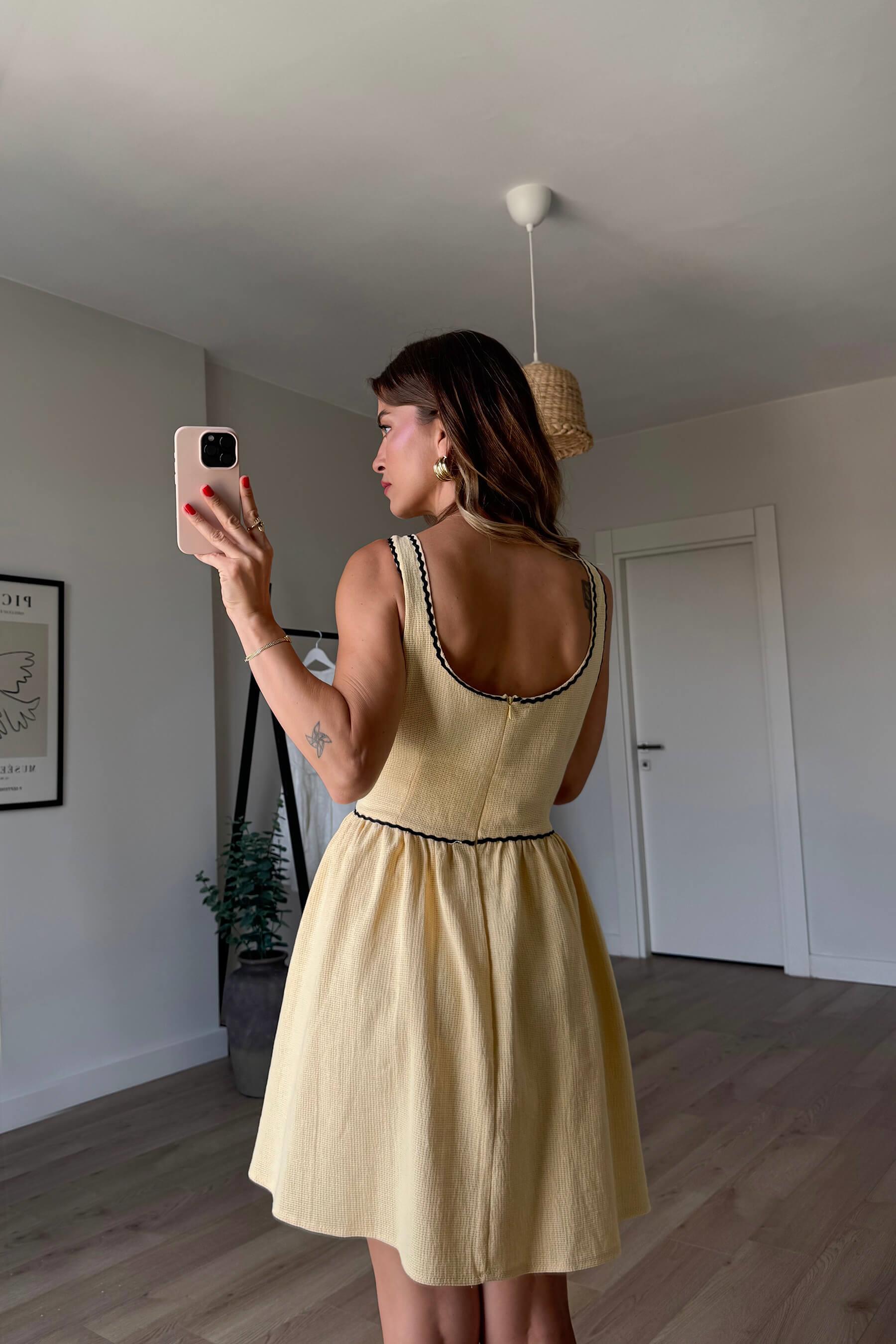 Butter Yellow Kalın Askılı Dantel Detaylı Ajurlu Keten Elbise