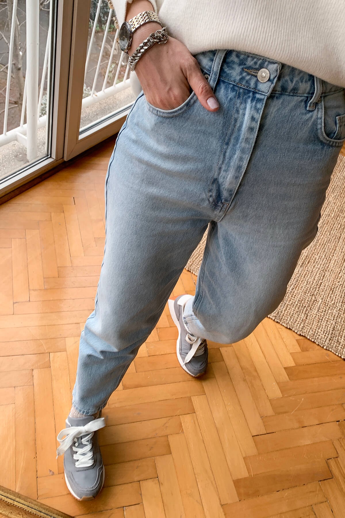 Buz Mavisi Mom Jean
