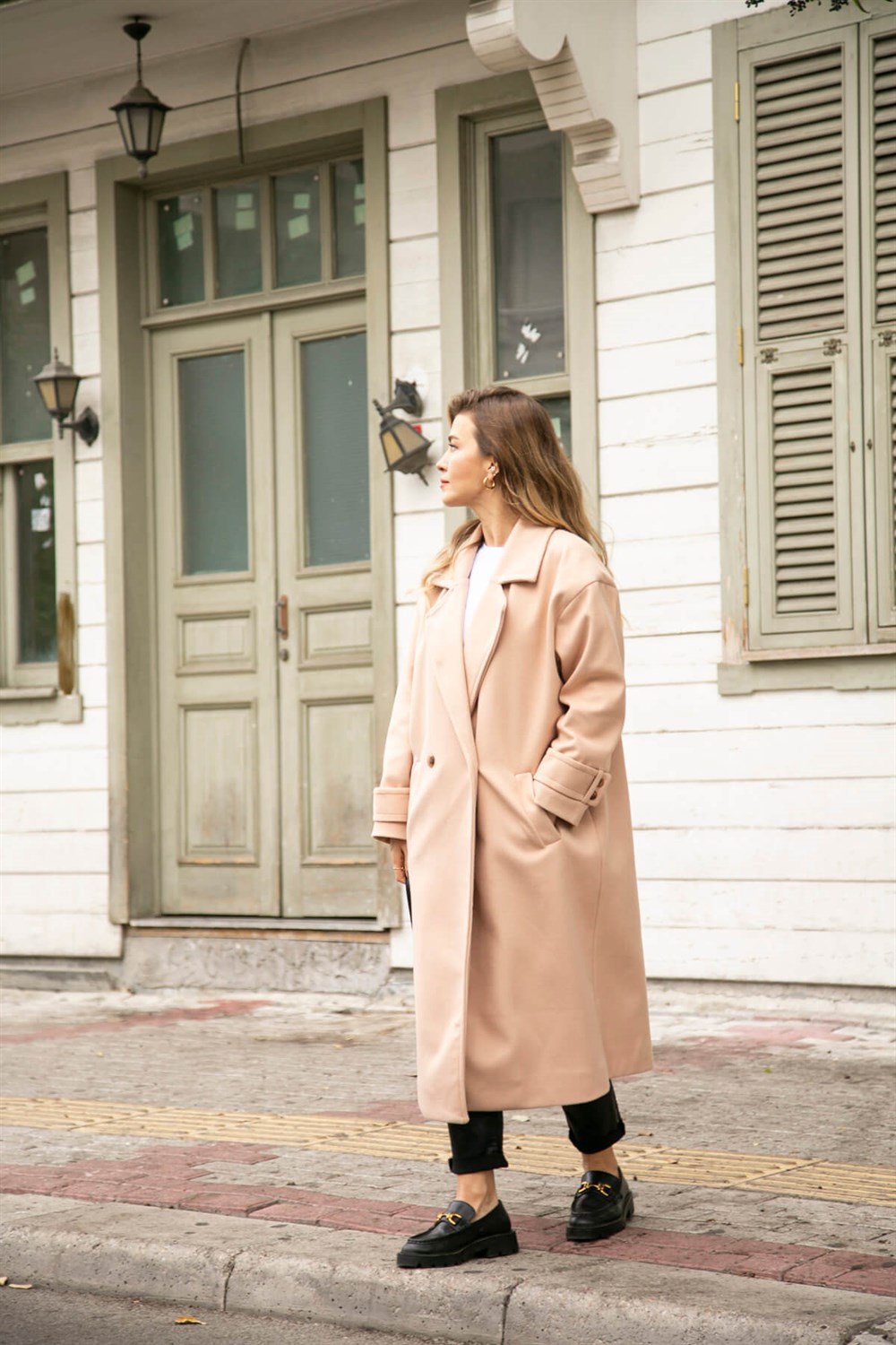 Camel Kruvaze Düğmeli Astarlı Oversize Kaşe Kaban