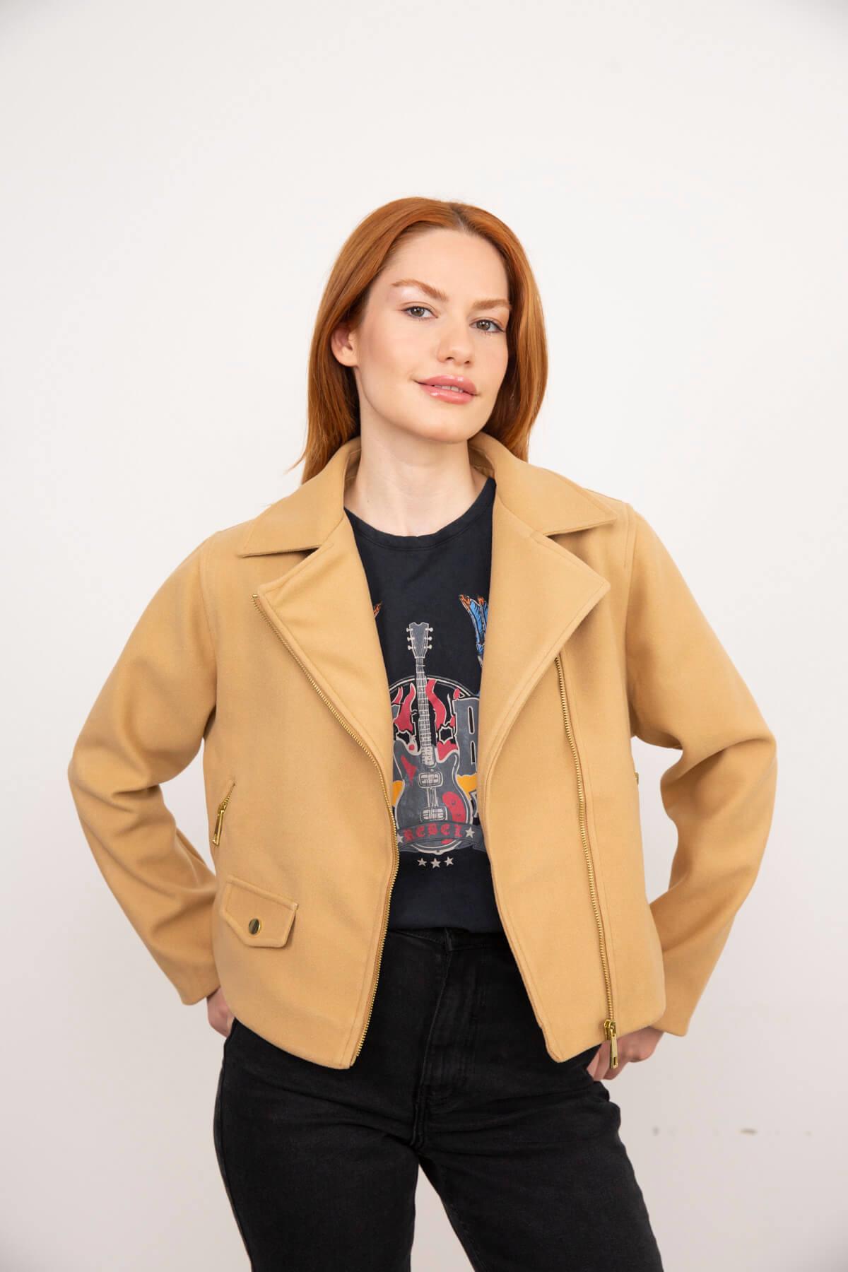 Camel Kruvaze Yaka Fermuarlı Kaşe Crop Ceket