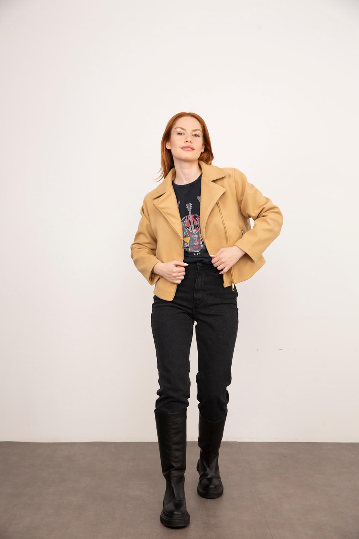 Camel Kruvaze Yaka Fermuarlı Kaşe Crop Ceket