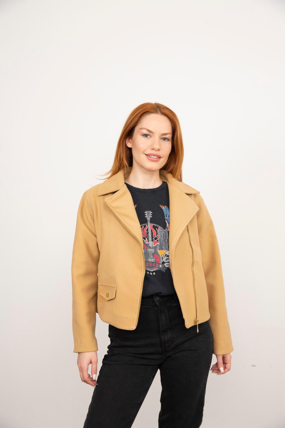 Camel Kruvaze Yaka Fermuarlı Kaşe Crop Ceket