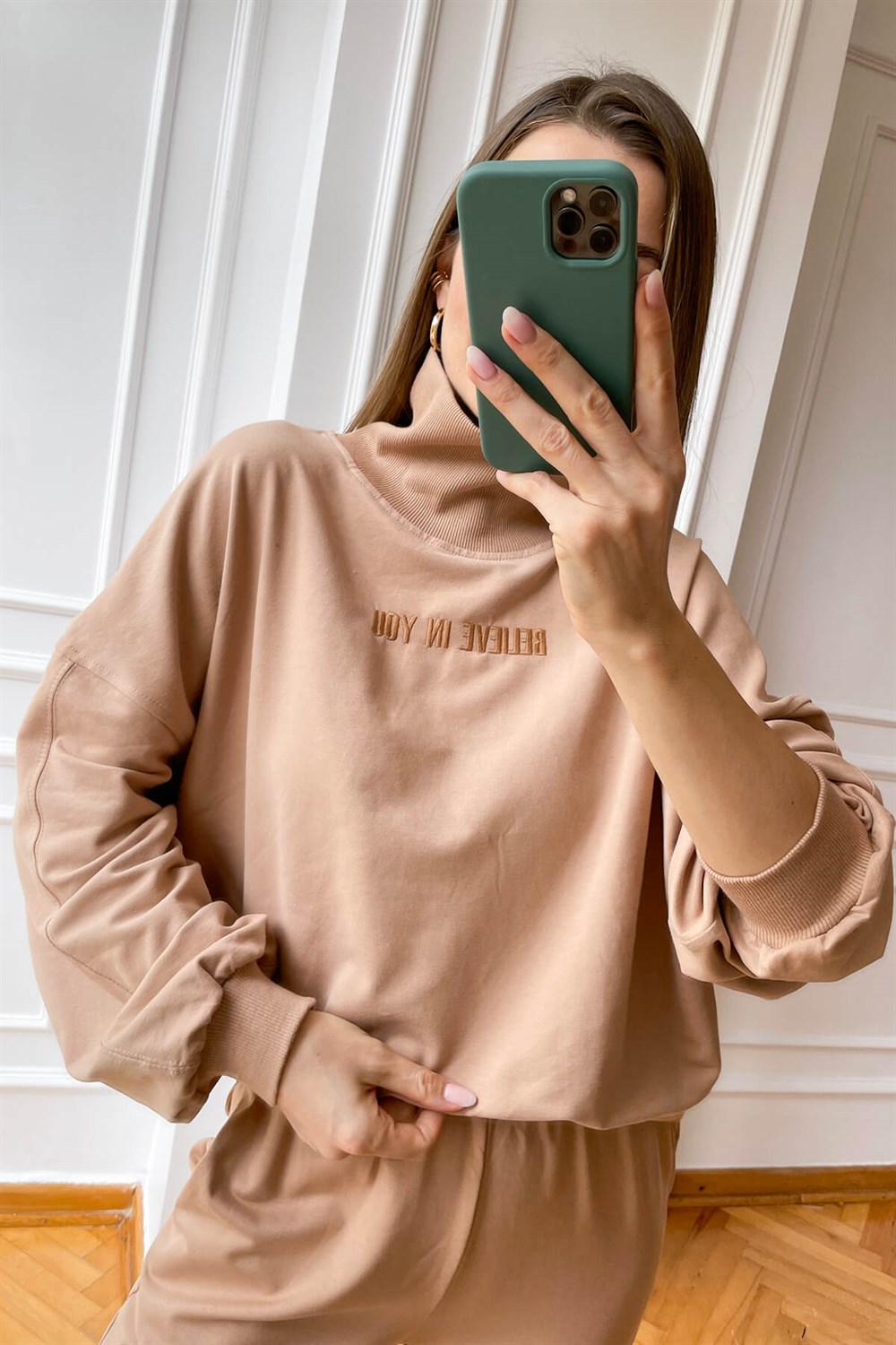 Camel Nakışlı Balıkçı Yaka Eşofman Takımı