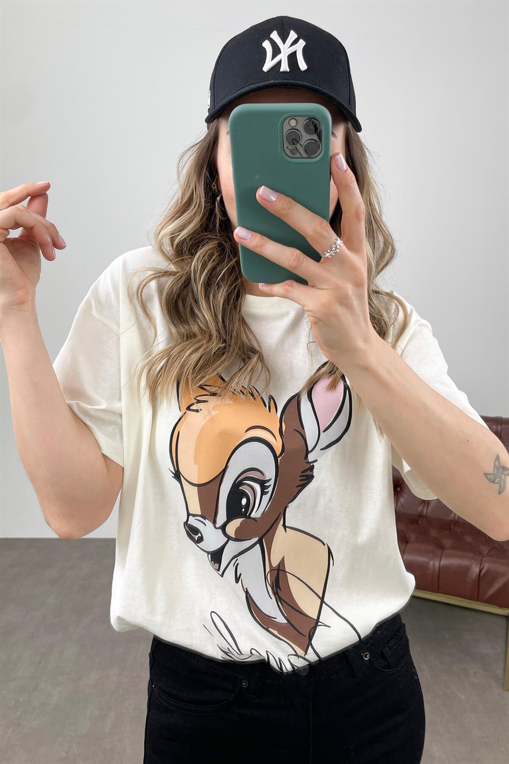 Ekru Bambi Baskılı T-Shirt