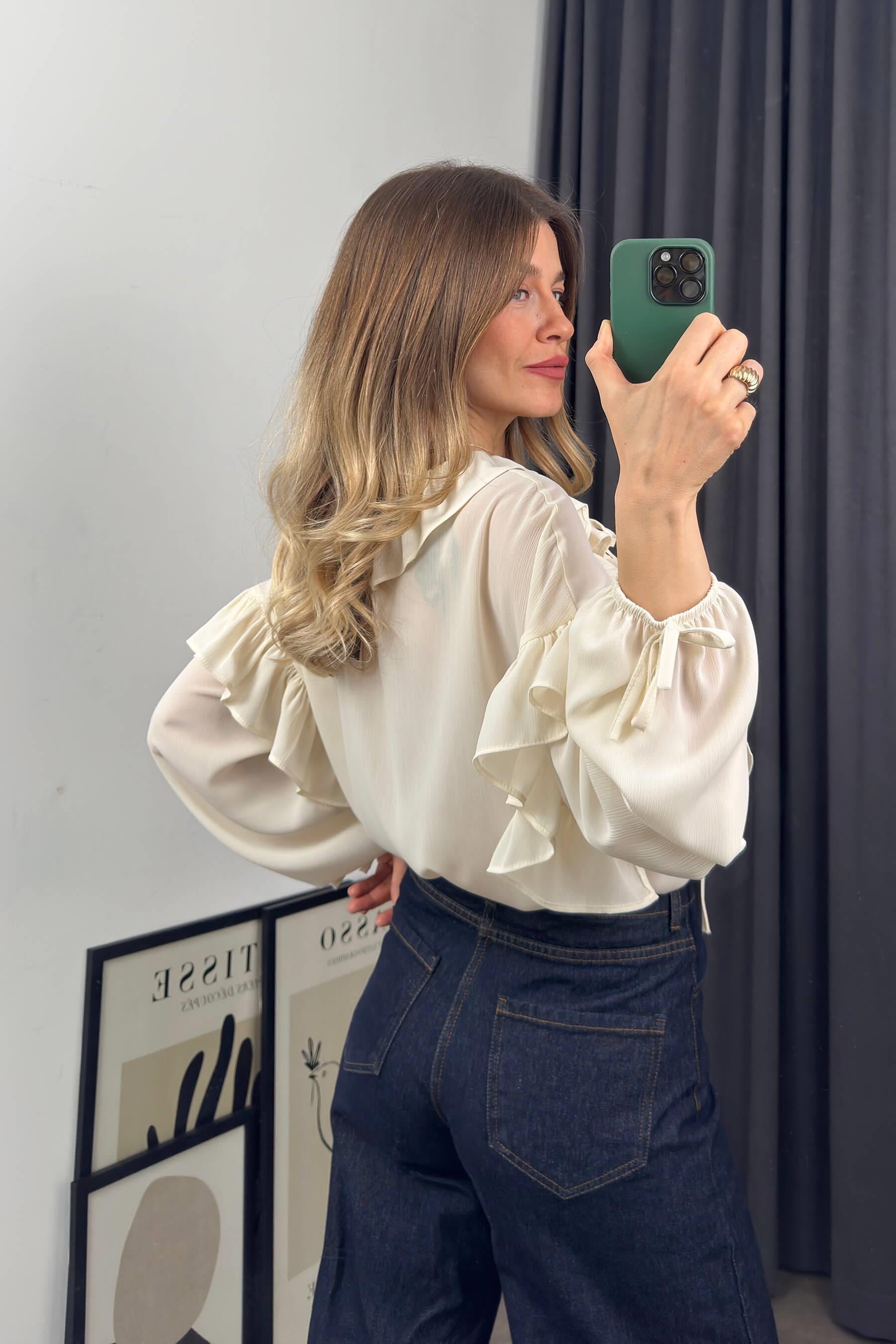 Ekru Yakası Fırfırlı Bağlamalı Oversize Bluz