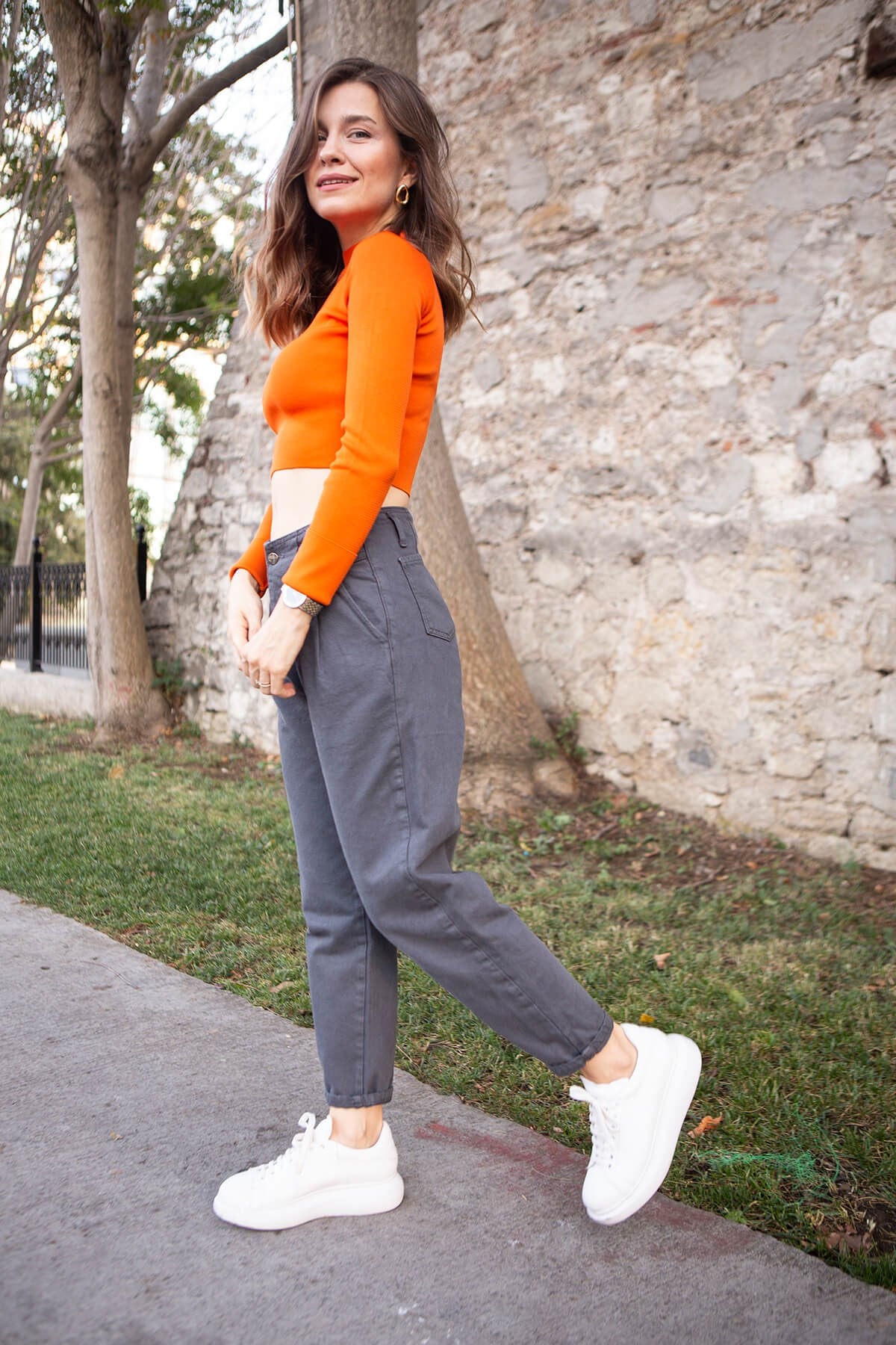 Füme Kemerli Mom Jean