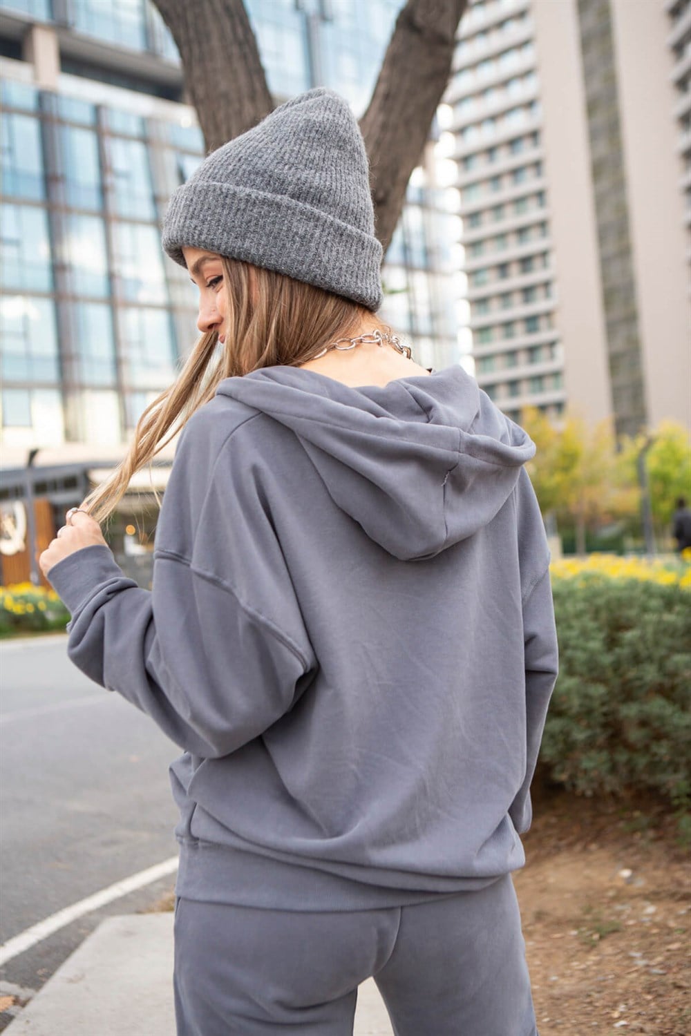 Gri Fermuarlı Sweatshirt