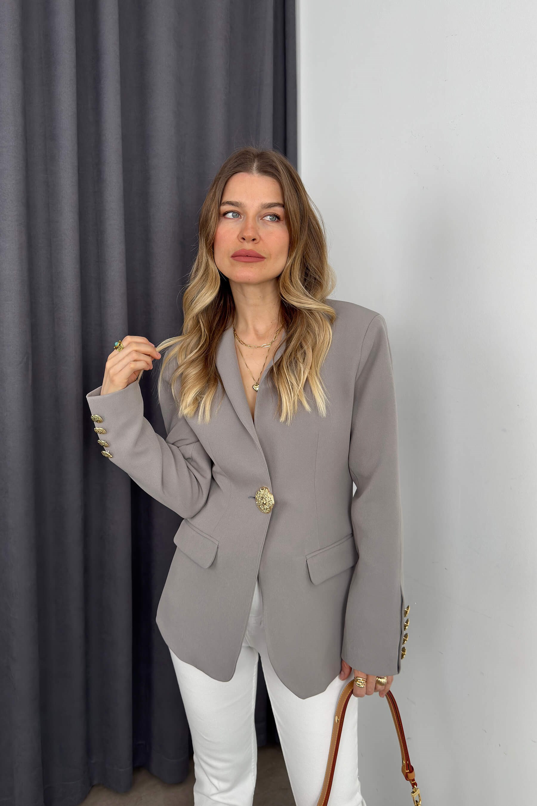 Gri Gold Rose Düğme Detaylı Hakim Yaka Blazer Ceket