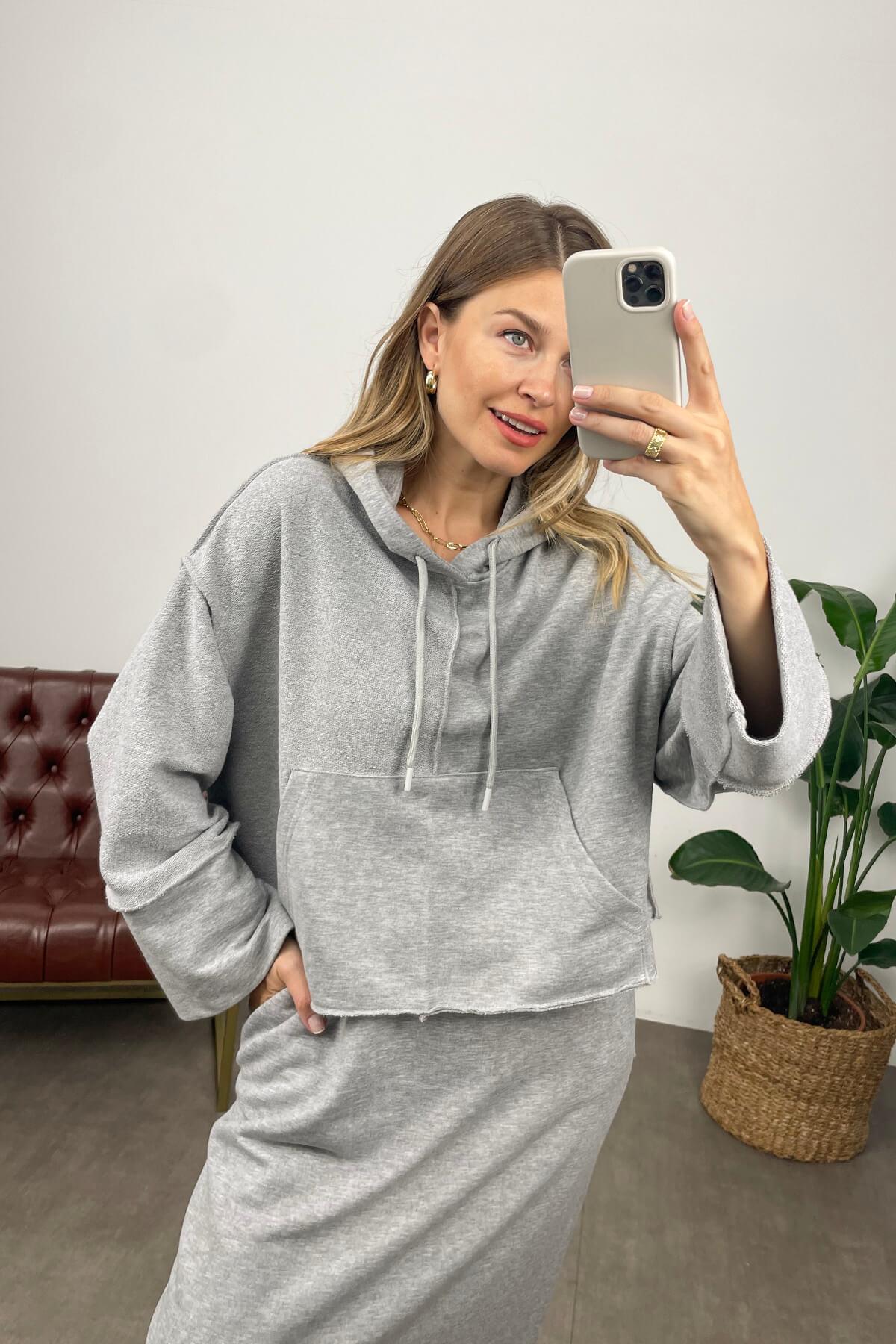 Gri Kapüşonlu Sweat Etek Takım