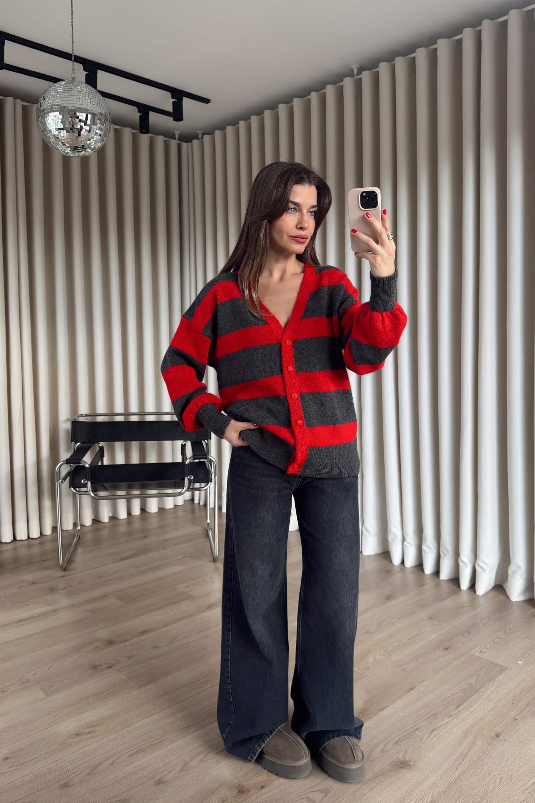 Gri Kırmızı Çizgili Atkılı Oversize Hırka