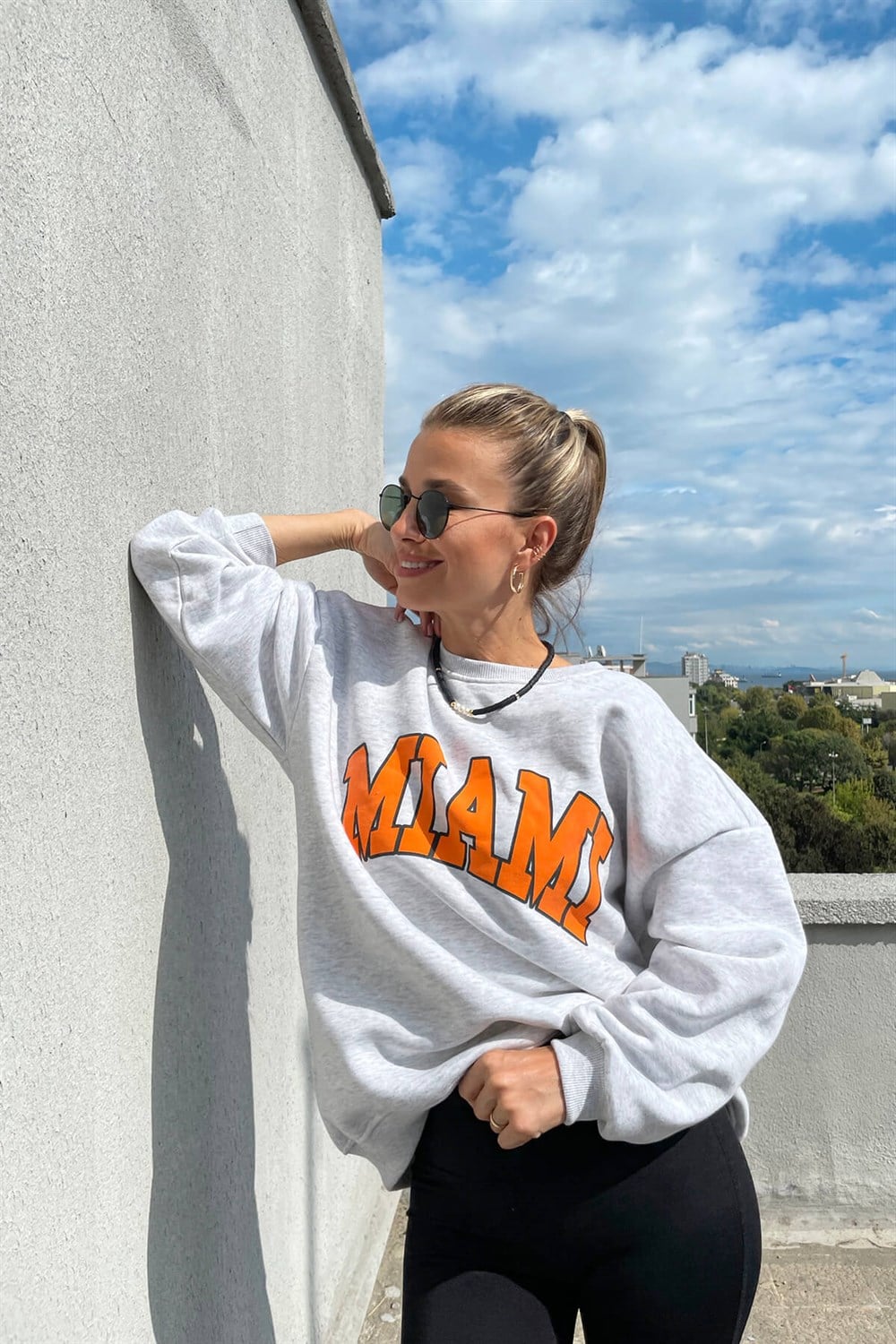Gri Miami Baskıılı Sweatshirt