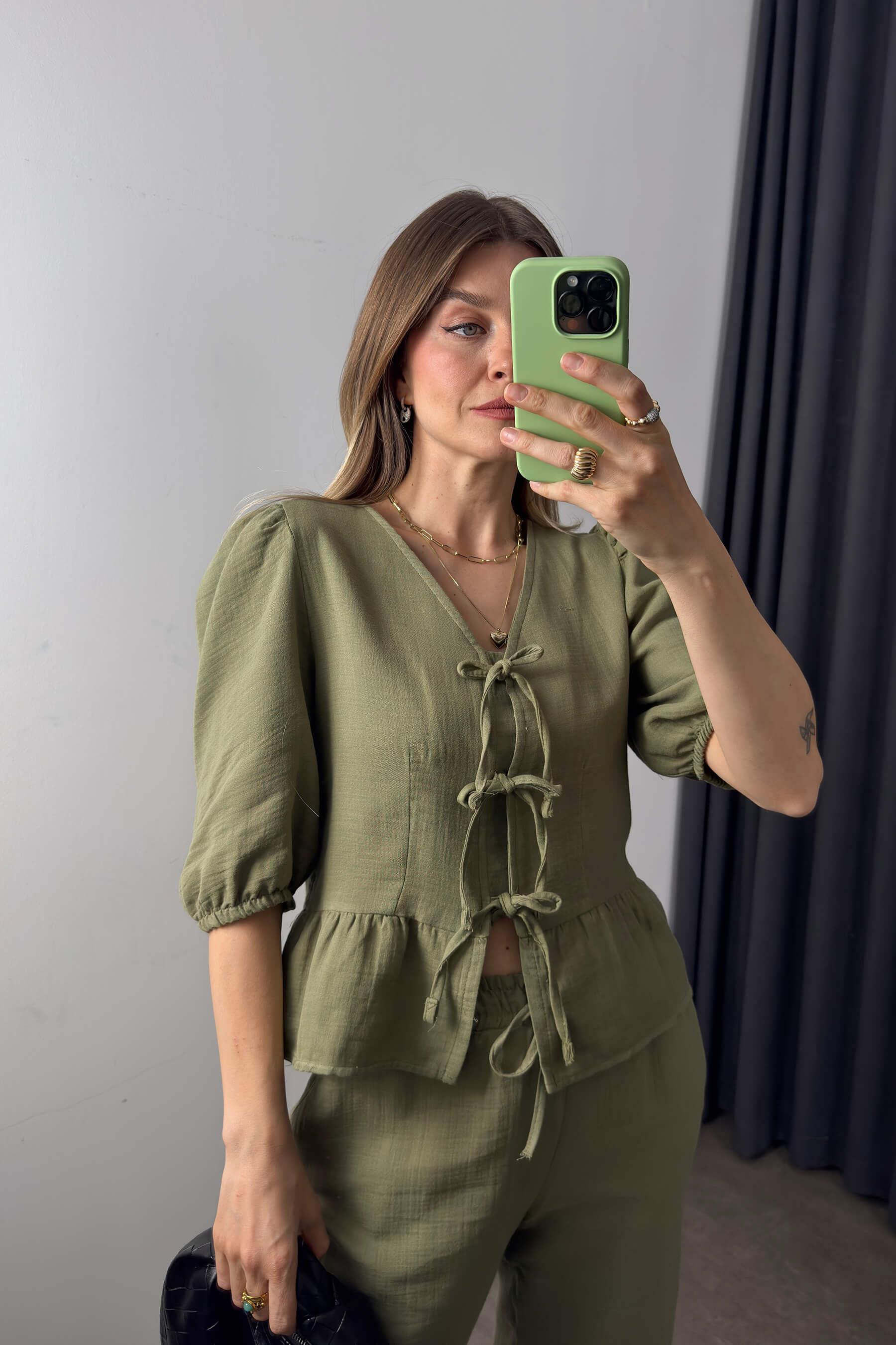 Haki Bağcıklı Bluz Bol Paça Müslin Pantolon Takım