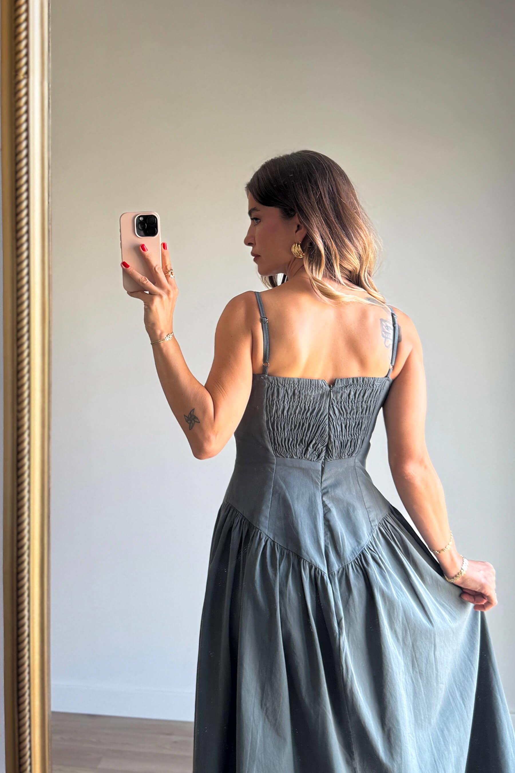 Haki Bel Detaylı Askılı Yırtmaçlı Elbise