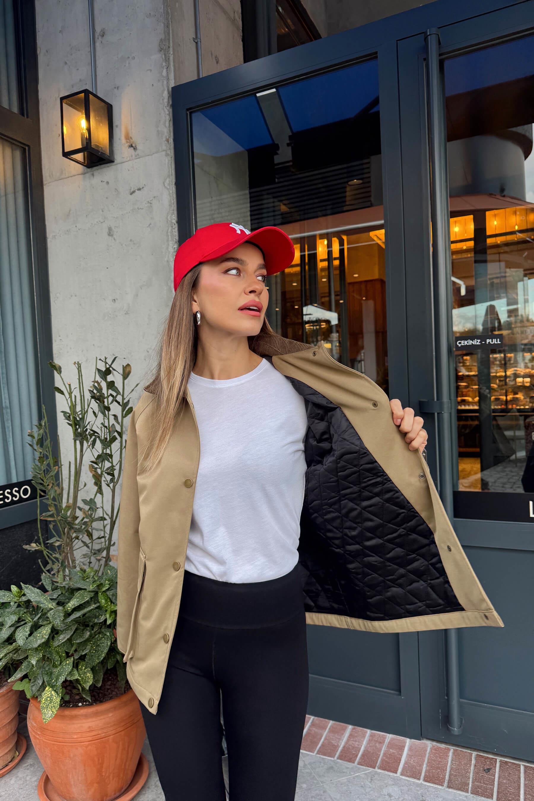 Haki Kadife Yakalı Fermuarlı Oversize Kapitone Gabardin Ceket