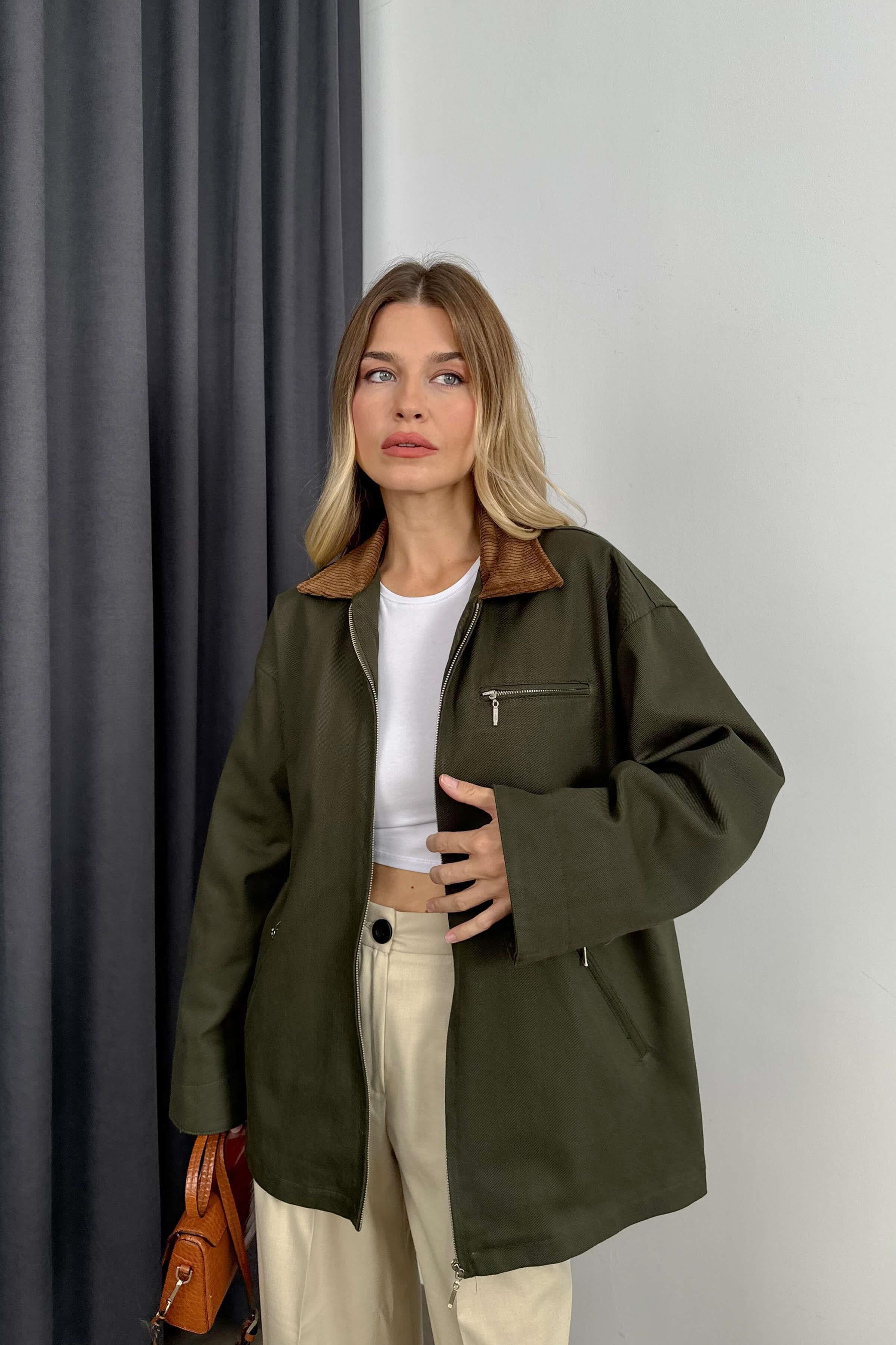 Haki Kadife Yakalı Oversize Gabardin Ceket
