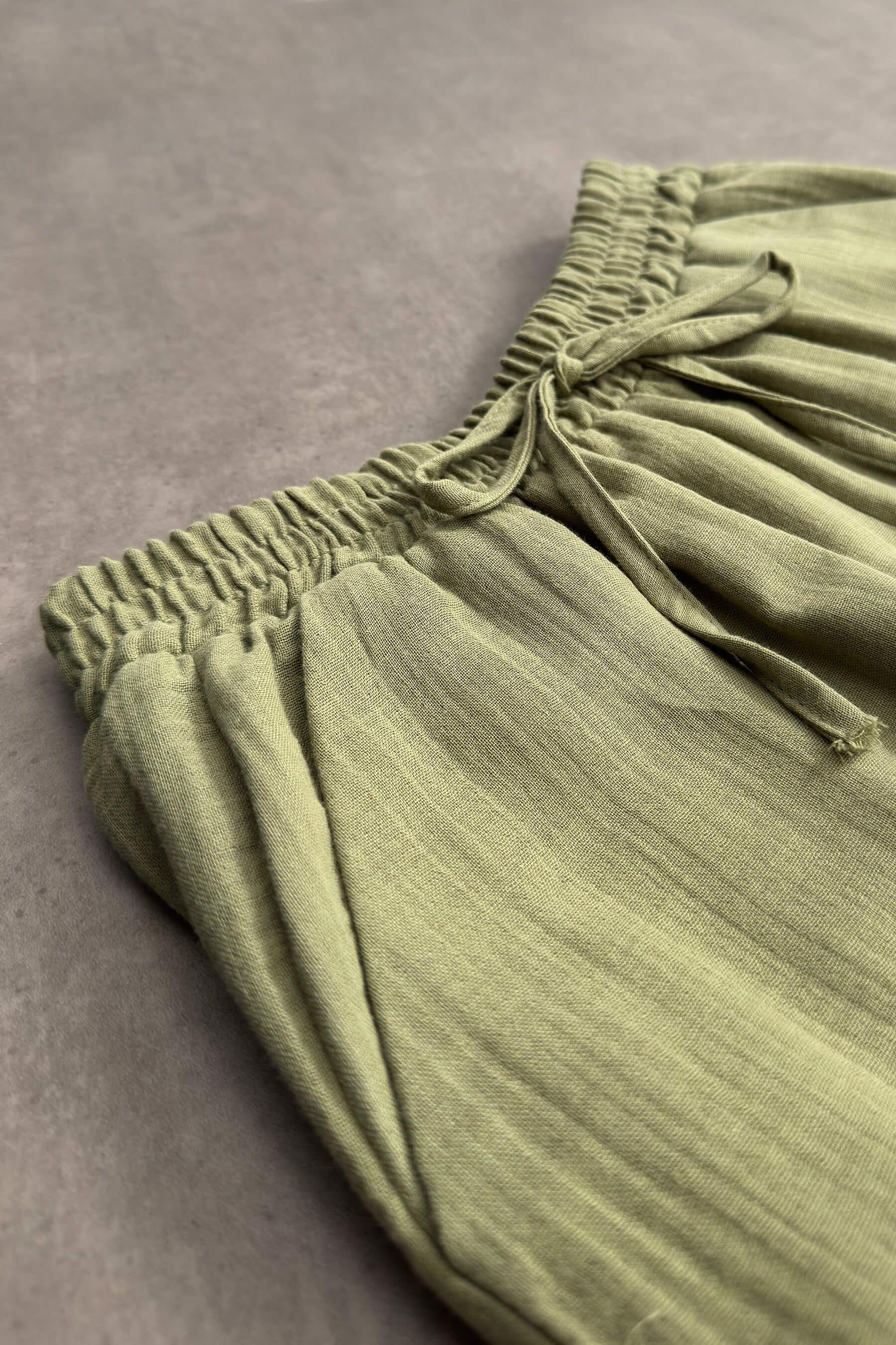 Haki Önden Bağlamalı Müslin Bluz Havuç Pantolon Takım