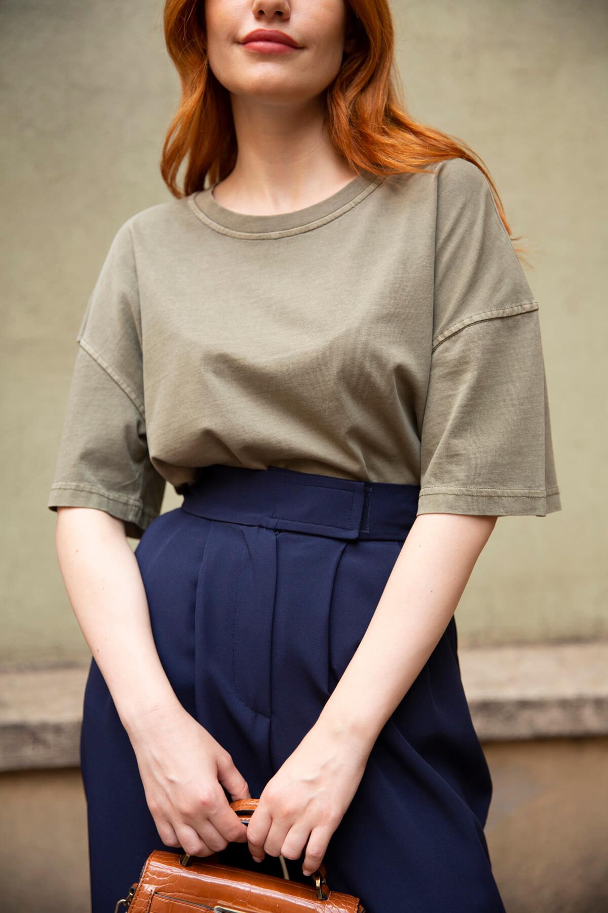 Haki Oversize Yıkamalı Soluk Efektli T-Shirt