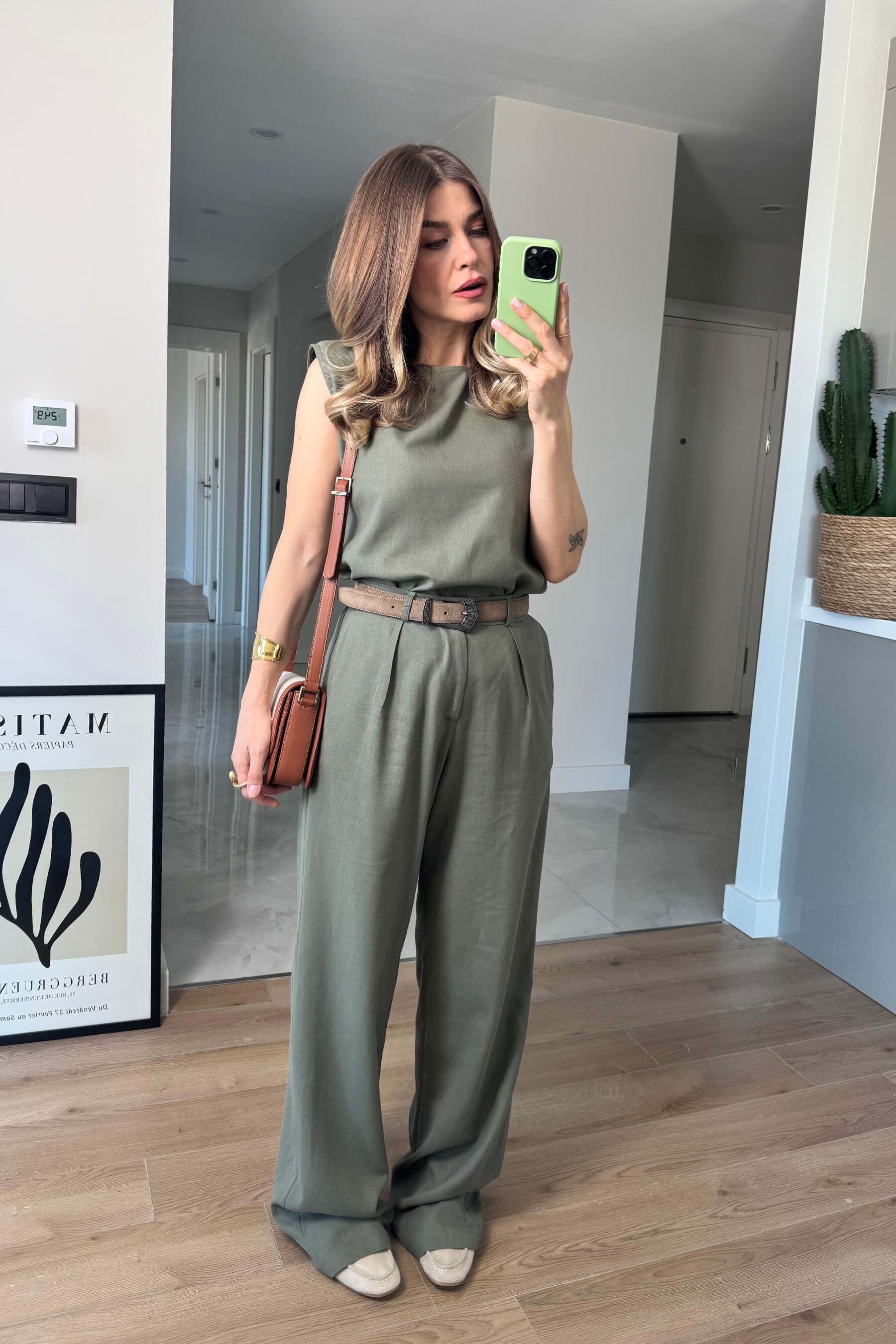 Haki Vatkalı Kolsuz Keten Bluz Pantolon Takım