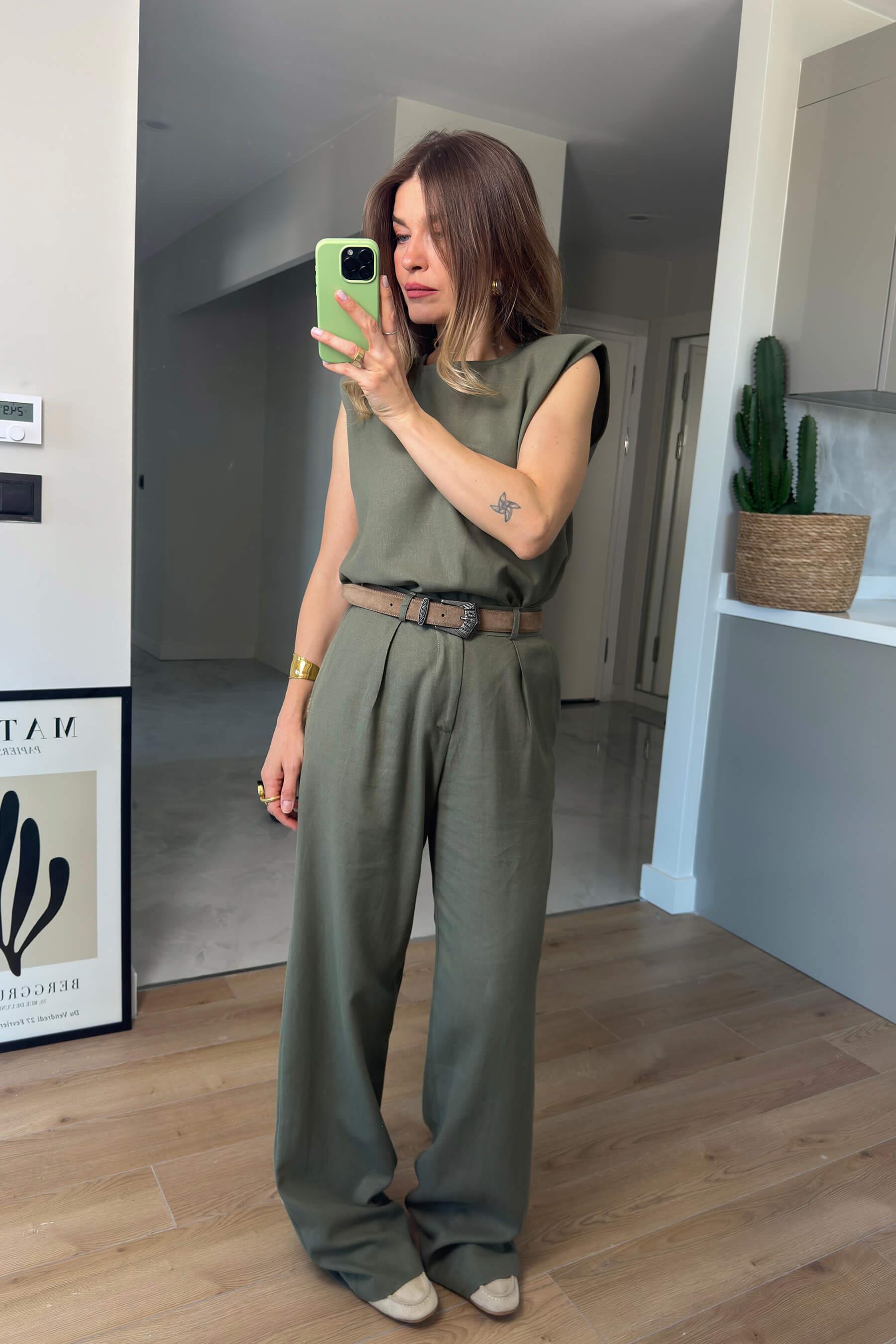 Haki Vatkalı Kolsuz Keten Bluz Pantolon Takım