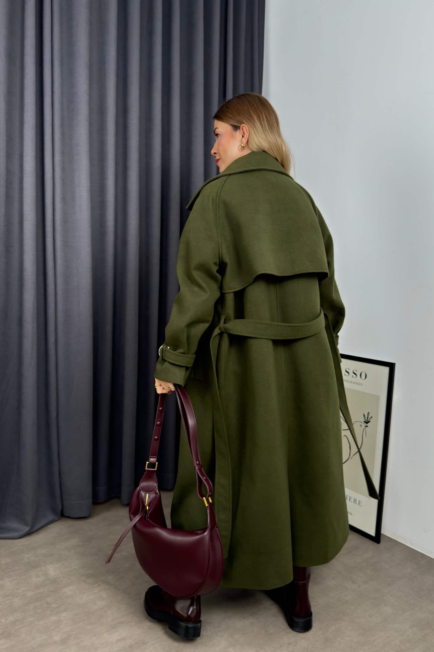 Haki Yeşili Kolları Kemerli Rüzgarlıklı Astarlı Oversize Yün Kaban