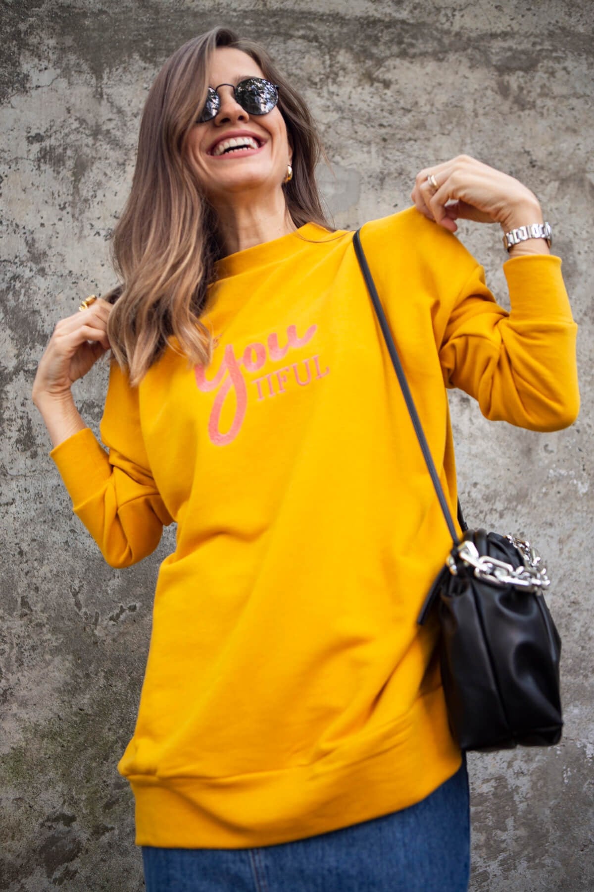 Hardal Yazı Nakışlı Sweatshirt