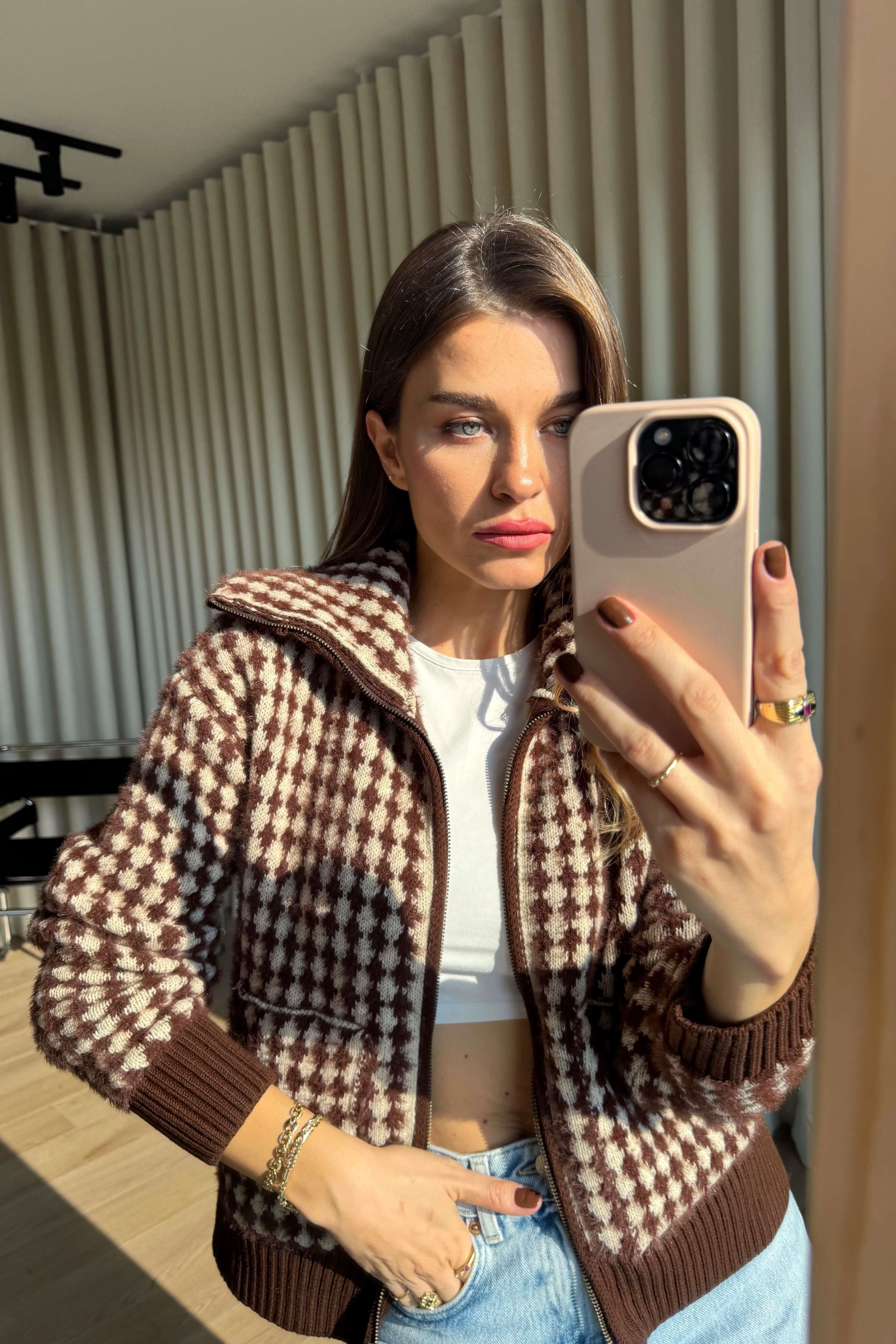 Kahve Bej Pötikareli Önden Fermuarlı Tüylü Hırka