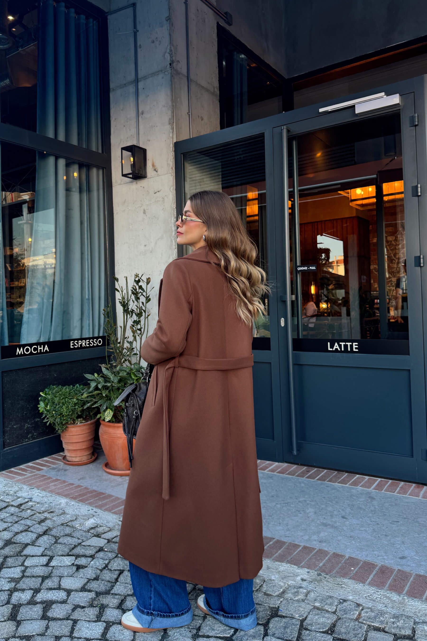 Kahverengi Astarlı Kaşe Kaban