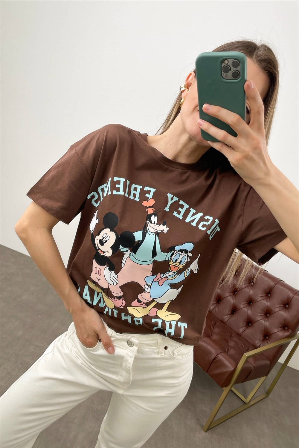 Kahverengi Disney Friend Baskı T-Shirt