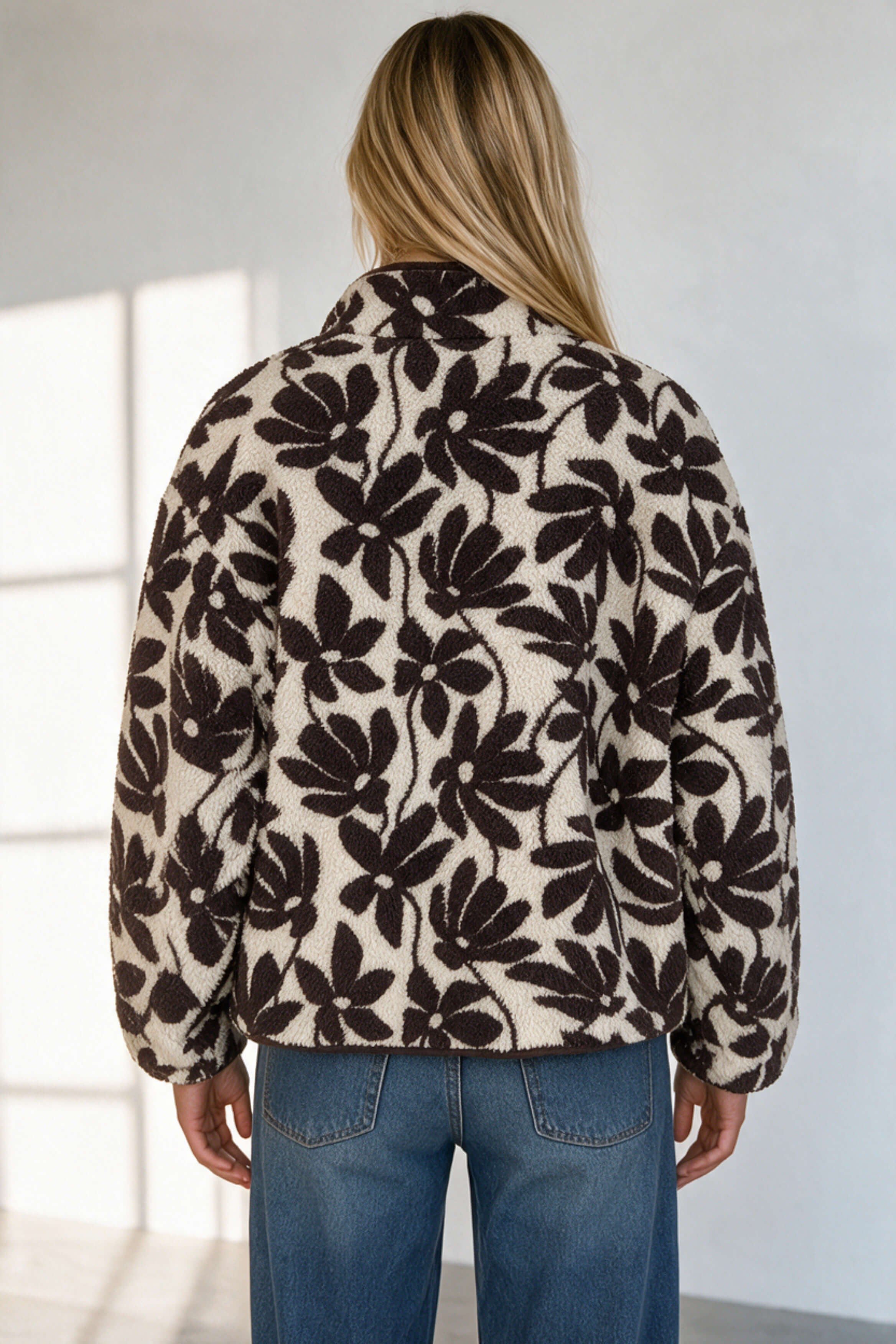 Kahverengi Ekru Papatya Desenli Fermuarlı Oversize Peluş Sweatshirt