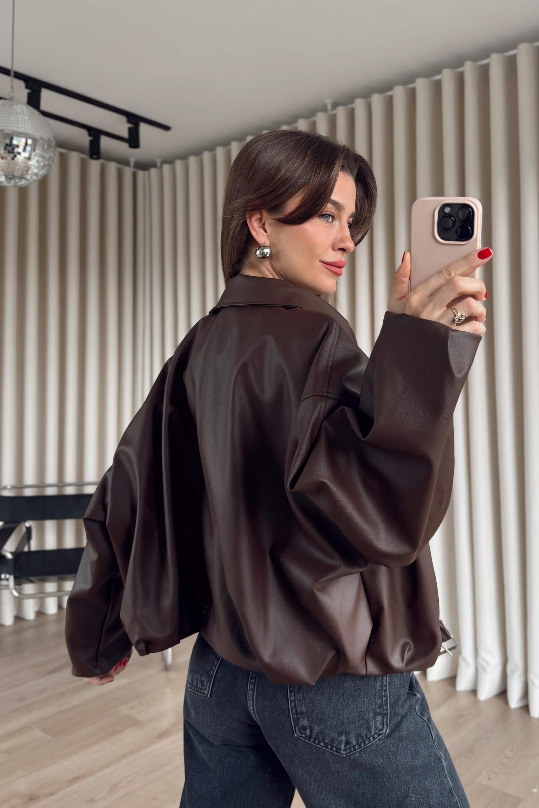 Kahverengi Kemer Detaylı Astarlı Oversize Bomber Deri Ceket