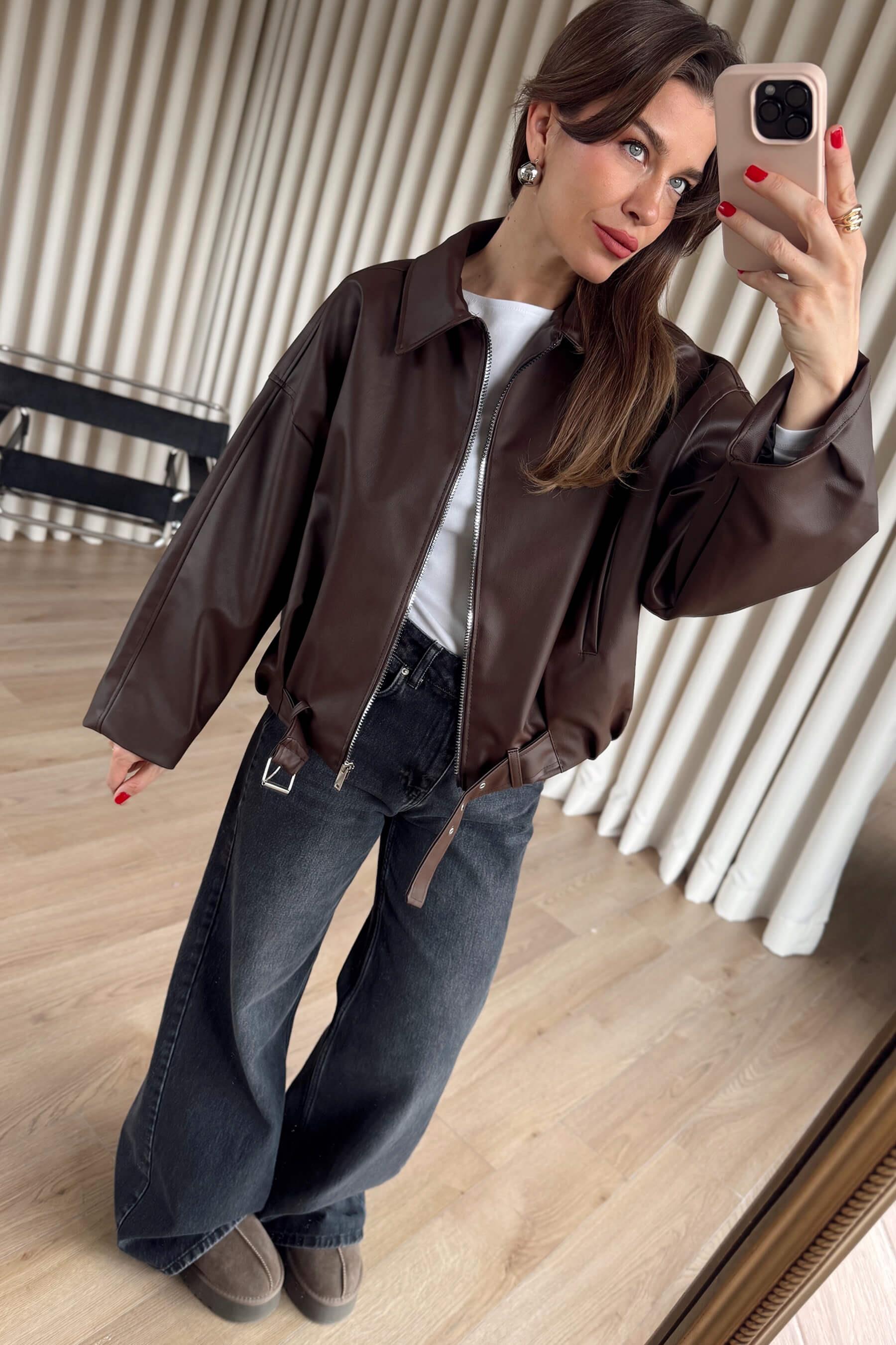 Kahverengi Kemer Detaylı Astarlı Oversize Bomber Deri Ceket