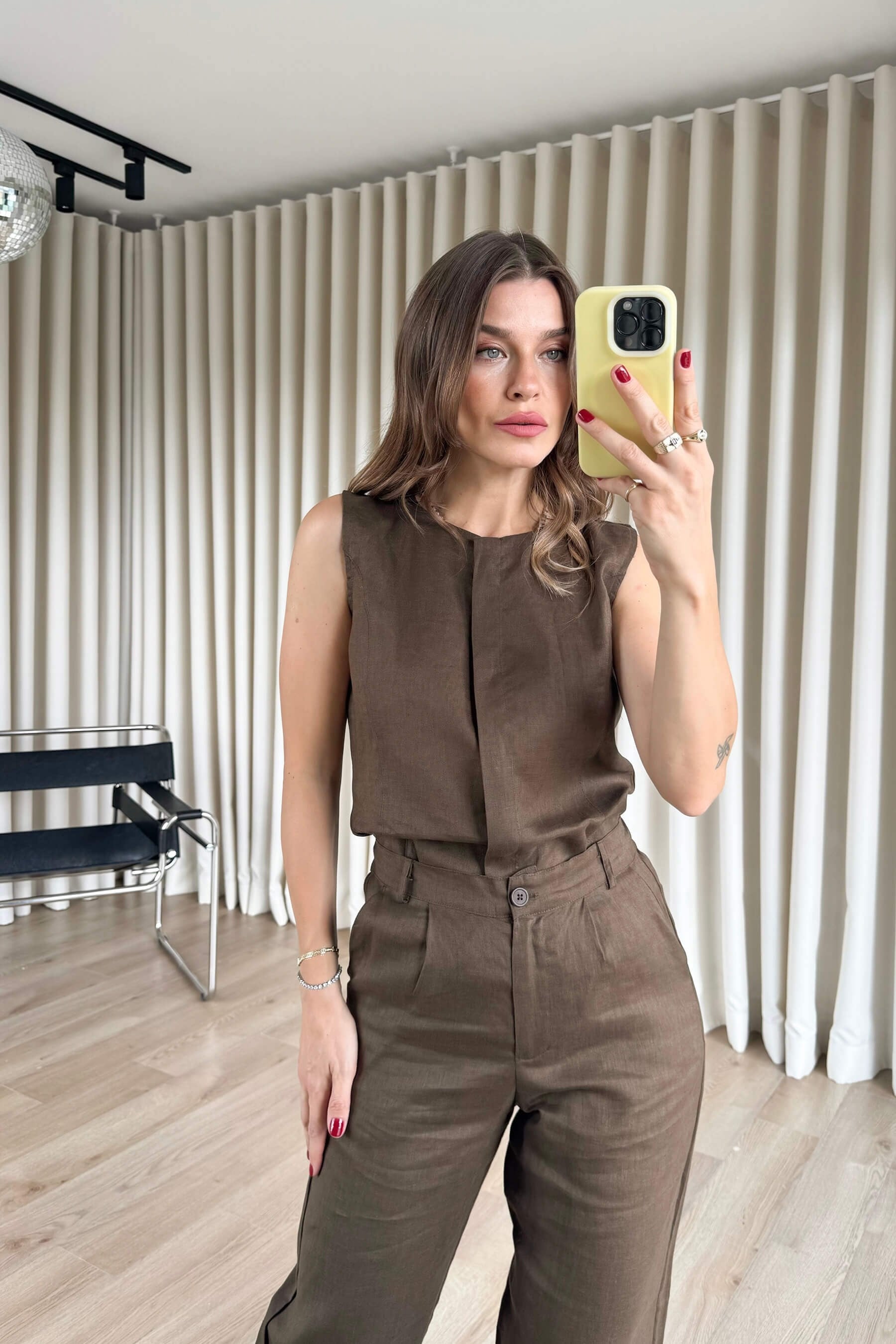 Kahverengi  Kolsuz Bluz Pantolon Keten Takım
