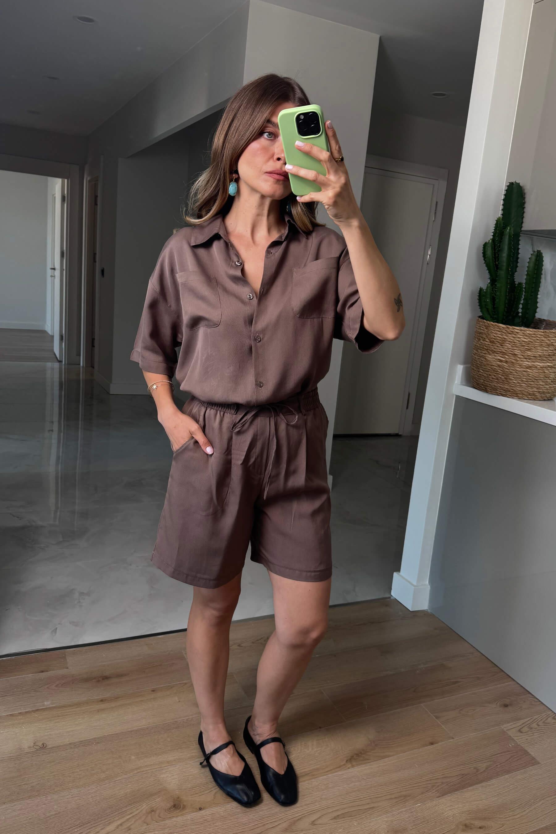 Kahverengi Oversize Tensel Şort Gömlek Takım