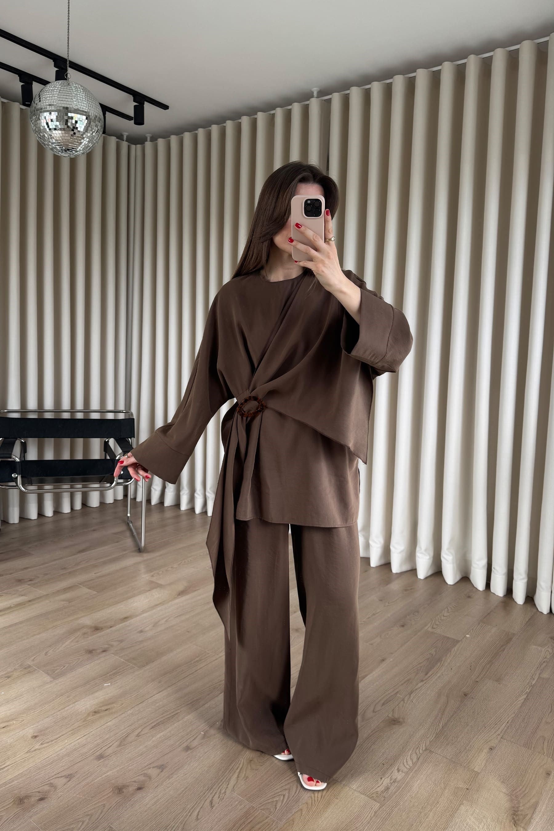 Kahverengi Şal Model Toka Detaylı Modal Pantolon Bluz Takım