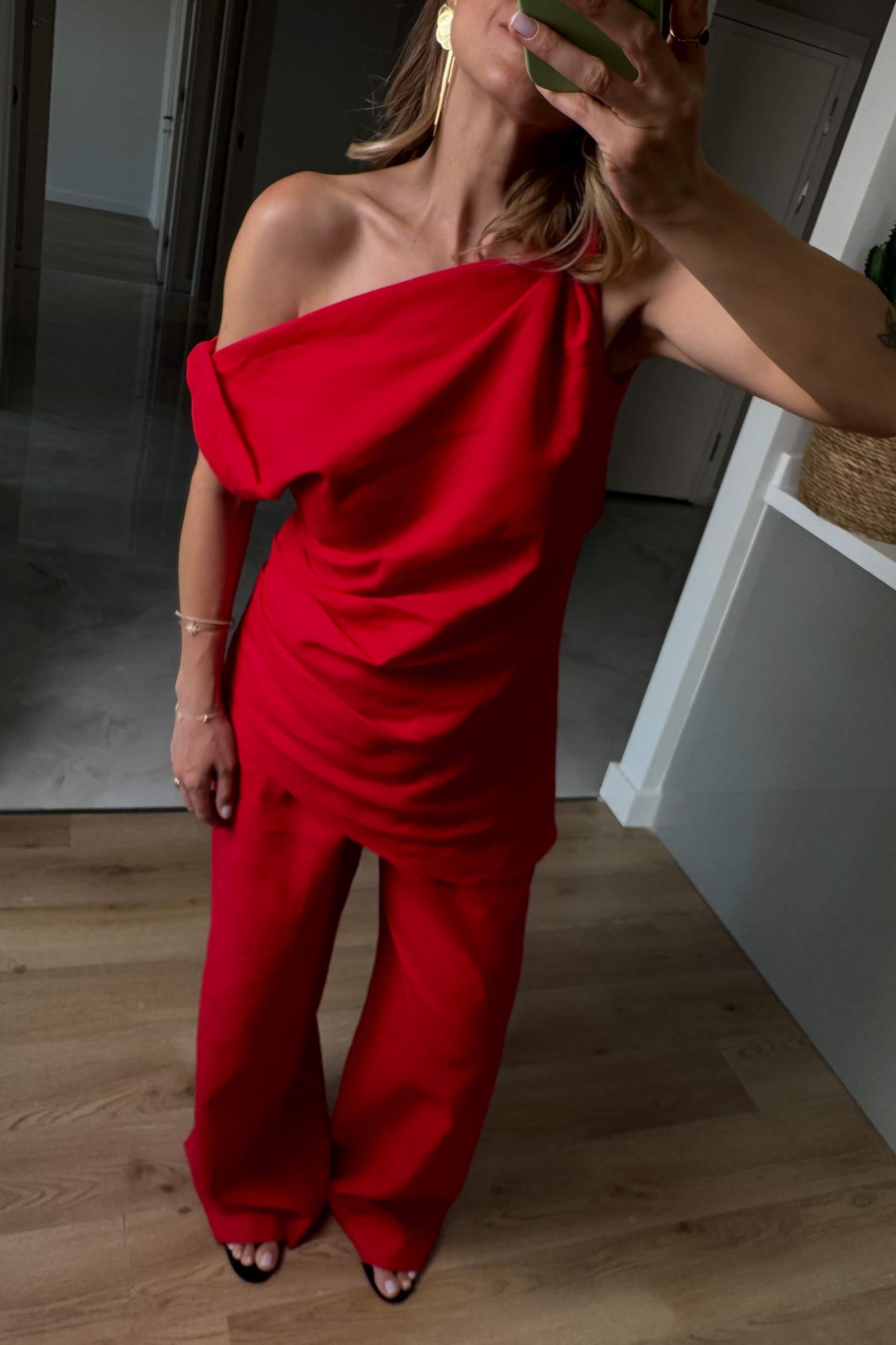 Kırmızı Vatkalı Kolsuz Asimetrik Kesim Ham Keten Bluz Pantolon Takım