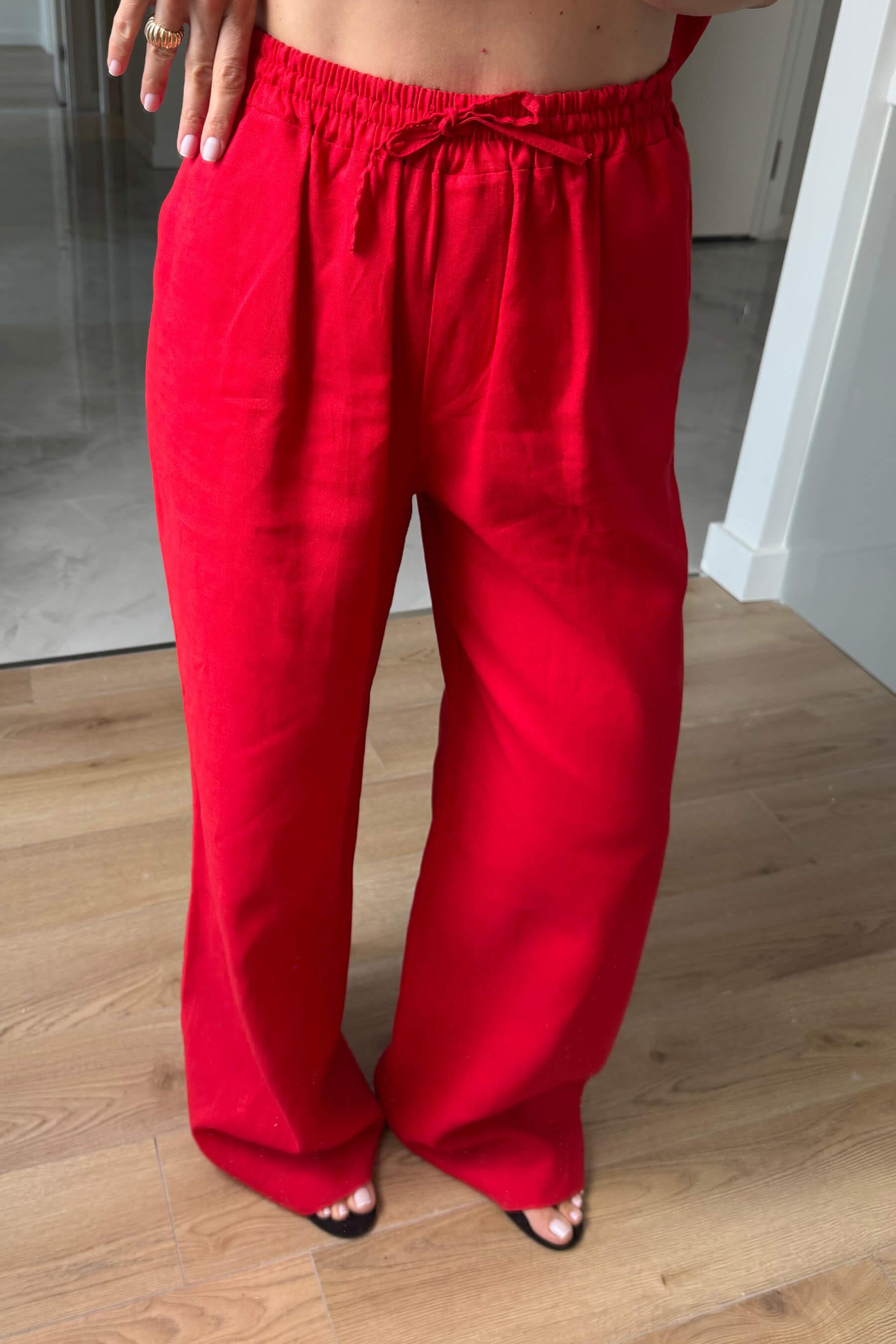 Kırmızı Vatkalı Kolsuz Asimetrik Kesim Ham Keten Bluz Pantolon Takım