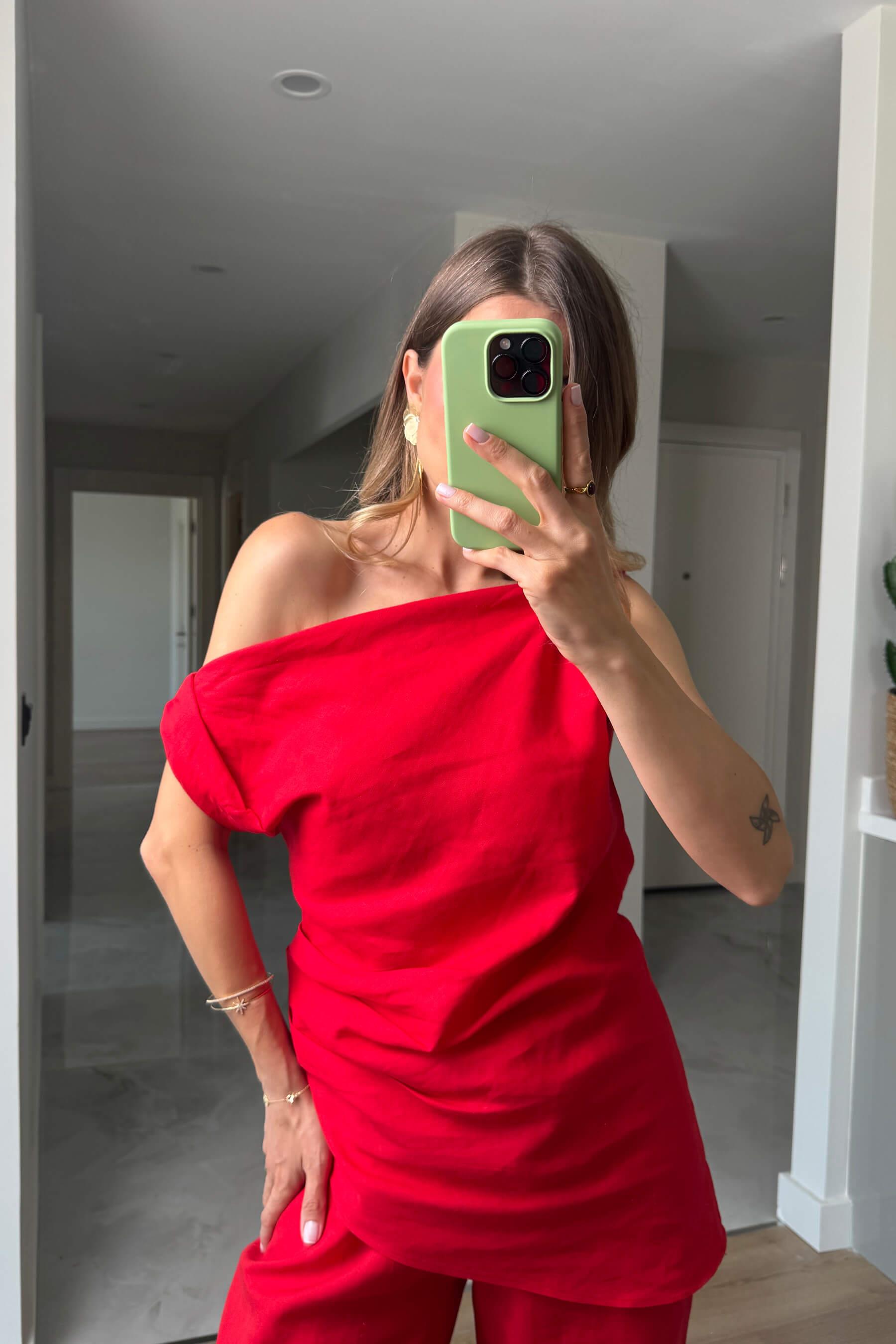 Kırmızı Vatkalı Kolsuz Asimetrik Kesim Ham Keten Bluz Pantolon Takım