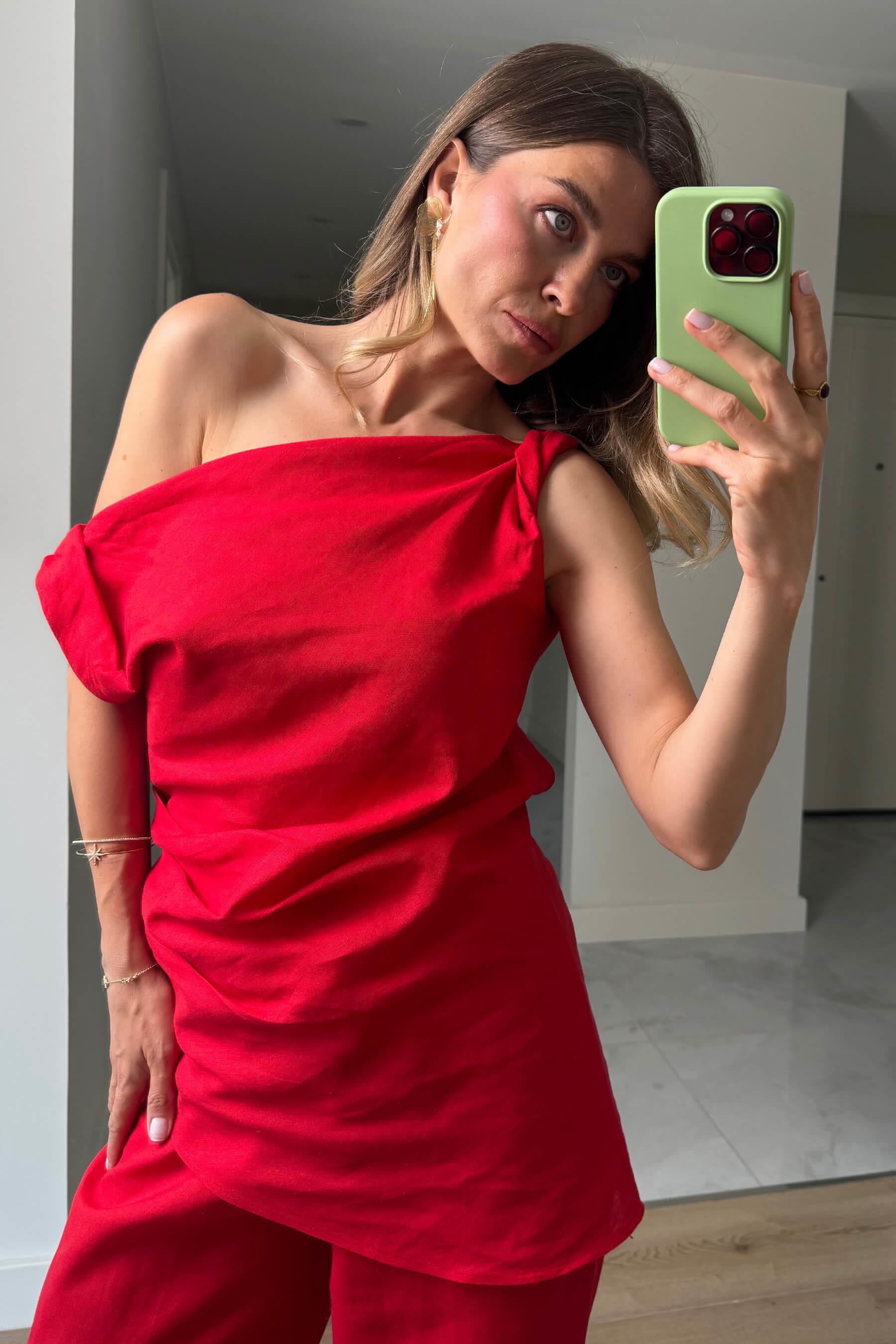 Kırmızı Vatkalı Kolsuz Asimetrik Kesim Ham Keten Bluz Pantolon Takım