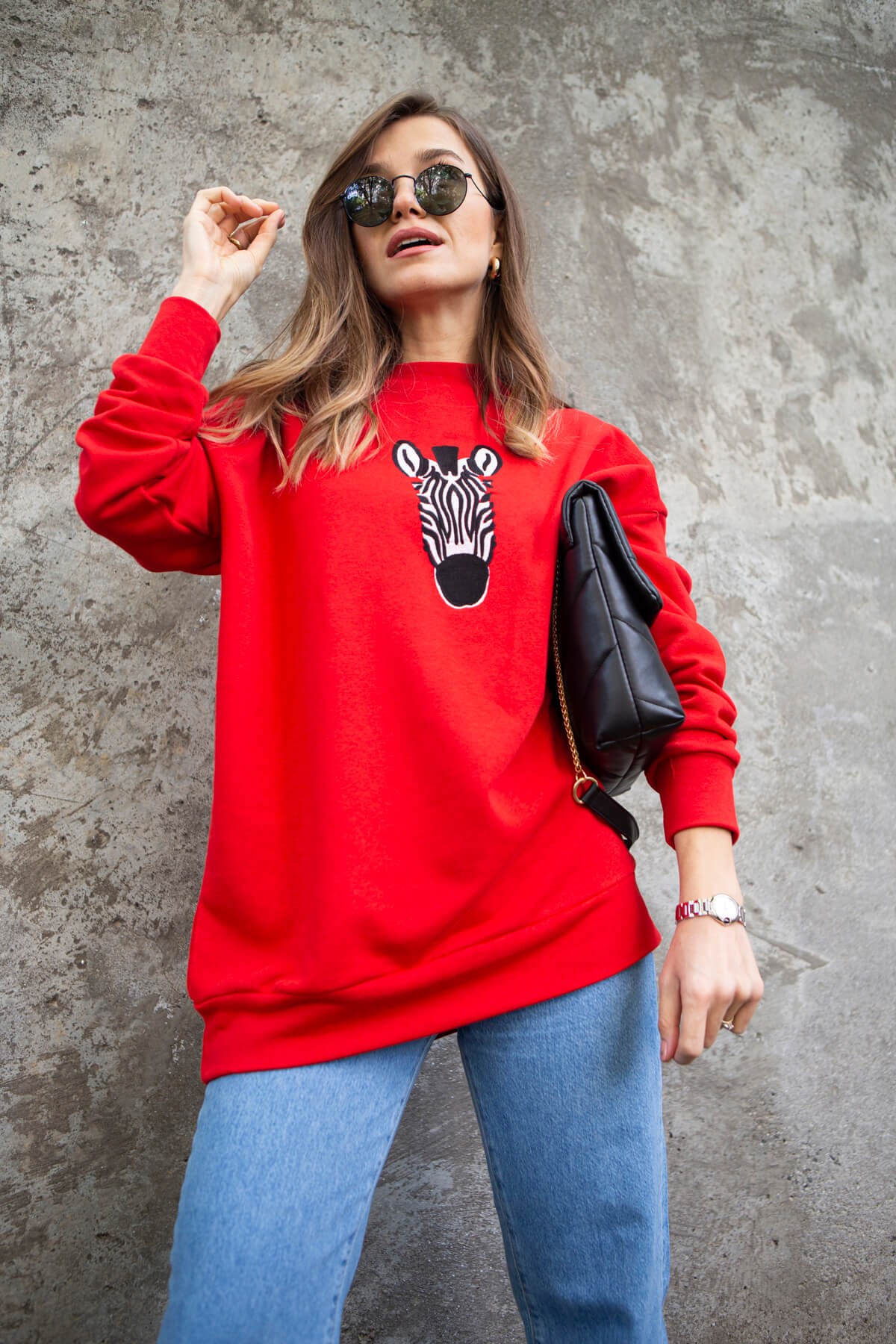 Kırmızı Zebra Nakışlı Sweatshirt