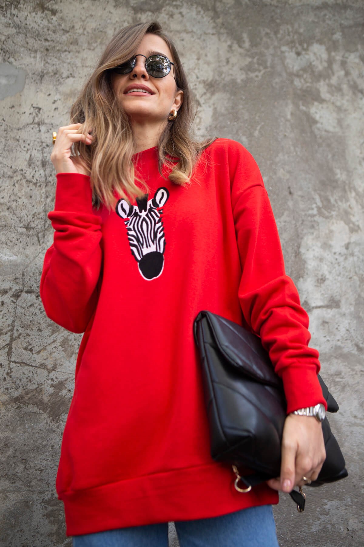 Kırmızı Zebra Nakışlı Sweatshirt
