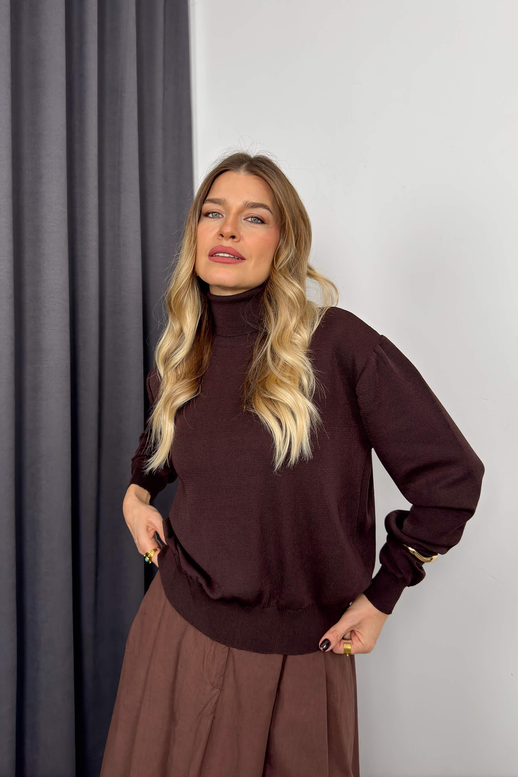 Koyu Kahve Merserize Boğazlı Premium Kazak