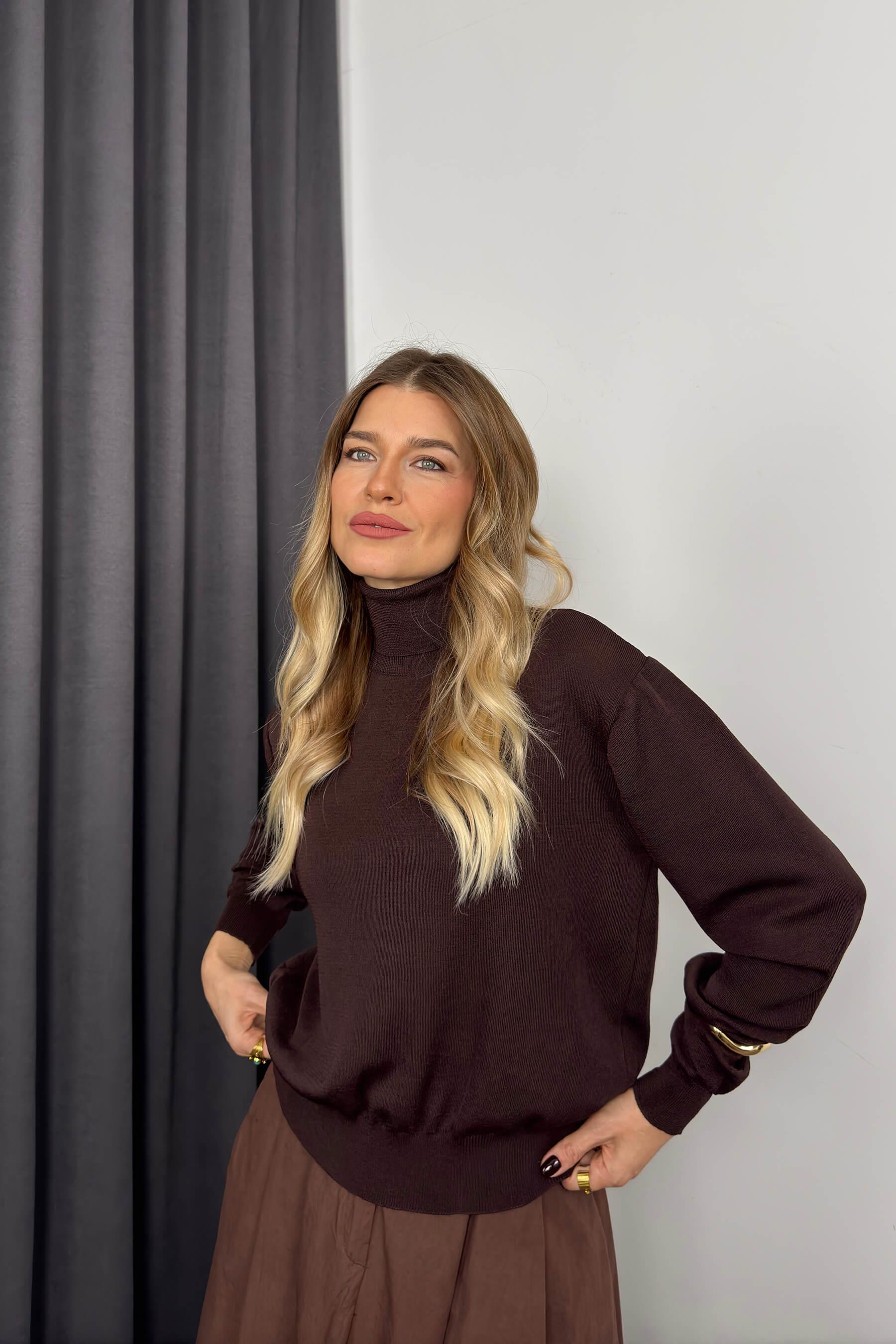 Koyu Kahve Merserize Boğazlı Premium Kazak